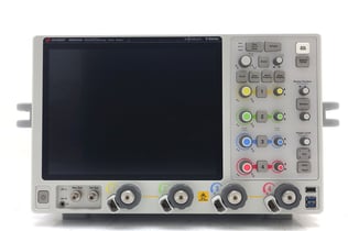 Mixed Signal Oscilloscope / 33 GHz / 4 Analog Plus 16 Digital Channels Keysight Used MSOV334A
