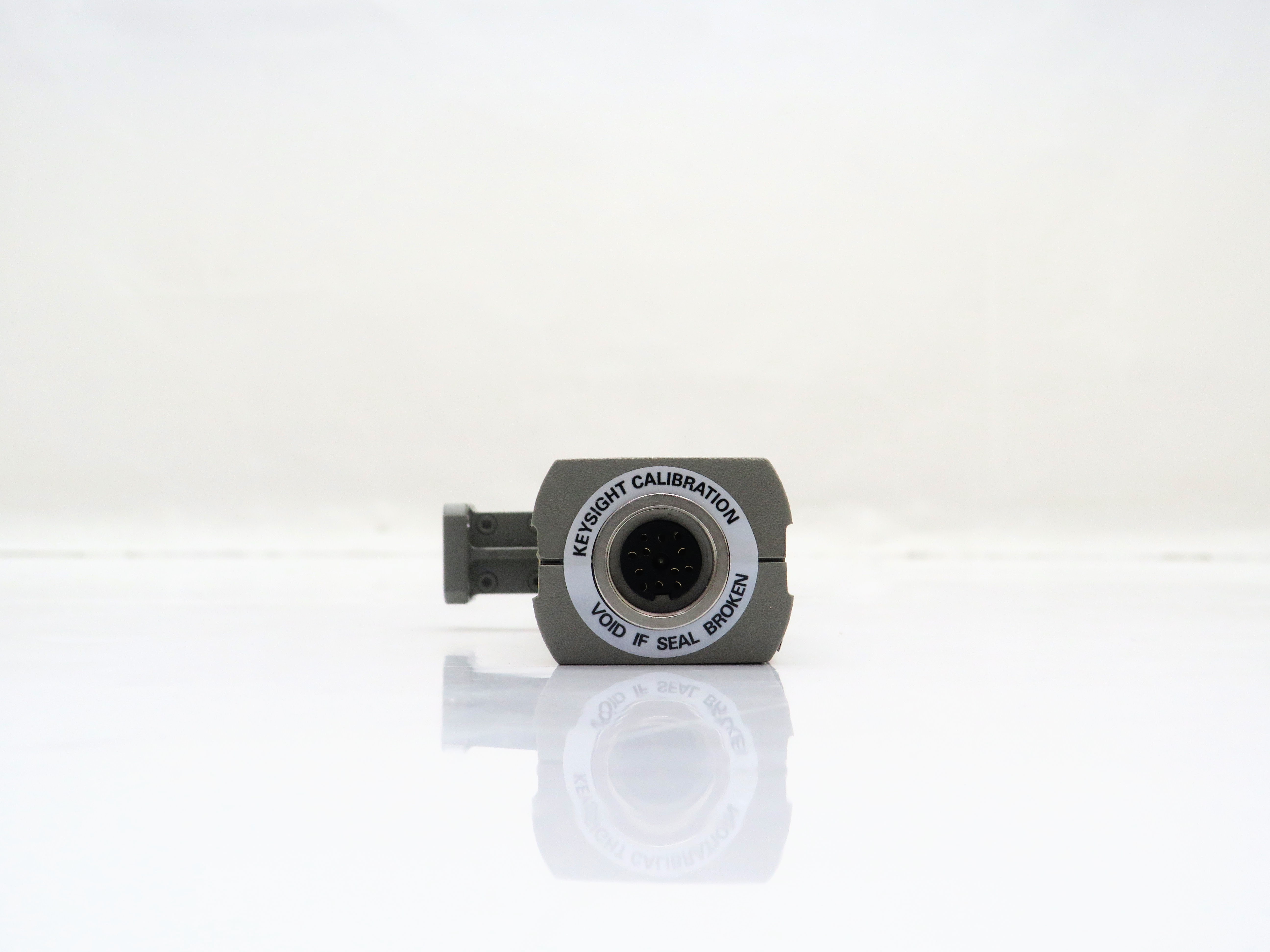 Keysight R8486D Waveguide Power Sensor / 26.5 to 40 GHz / -70 to -20 dBm