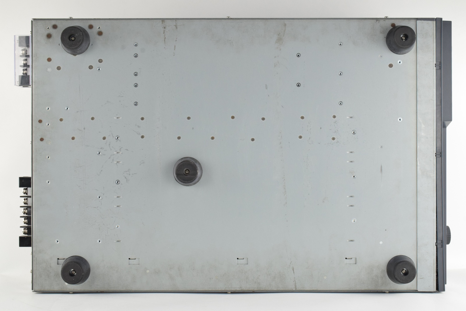 AC Power Source / 550 Hz / 320Vrms / 3kVA / 3 Phase Keysight Used AC6903L - Actual Instrument - Image 3