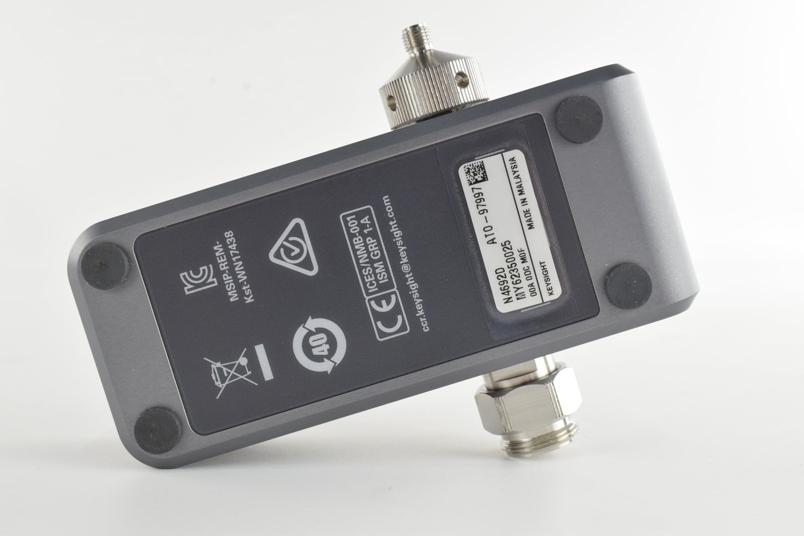 Electronic Calibration Module (ECal) / 40 GHz / 2-Port / 2.92mm Keysight Used N4692D - Actual Instrument - Image 2