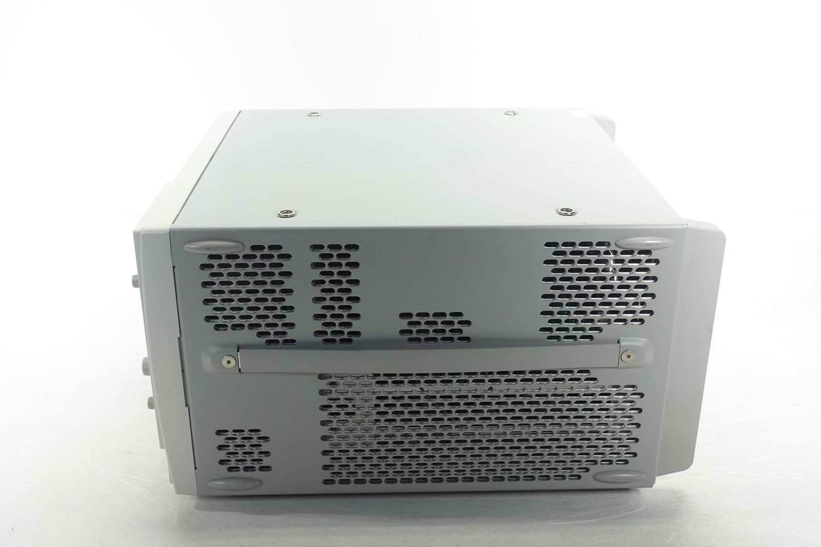 Keysight DSA90804A Infiniium High Performance Oscilloscope / 8GHz / 40GSa/s / 4 Channels / 50M Memory Keysight DSA90804A Infiniium High Performance Oscilloscope / 8GHz / 40GSa/s / 4 Channels / 50M Memory