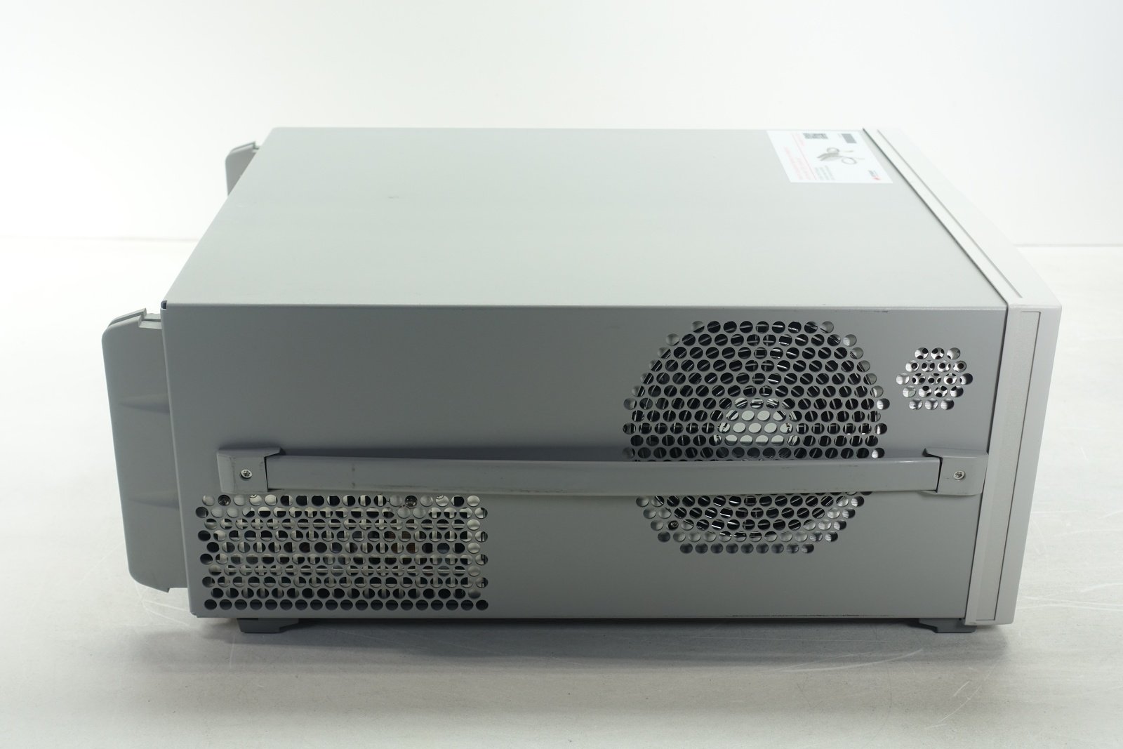 Keysight 86100D Infiniium DCA-X Wide-Bandwidth Oscilloscope Mainframe Keysight 86100D Infiniium DCA-X Wide-Bandwidth Oscilloscope Mainframe
