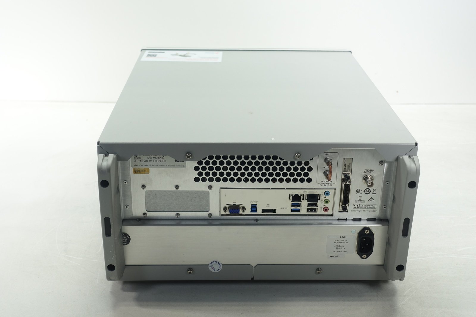 Keysight 86100D Infiniium DCA-X Wide-Bandwidth Oscilloscope Mainframe Keysight 86100D Infiniium DCA-X Wide-Bandwidth Oscilloscope Mainframe