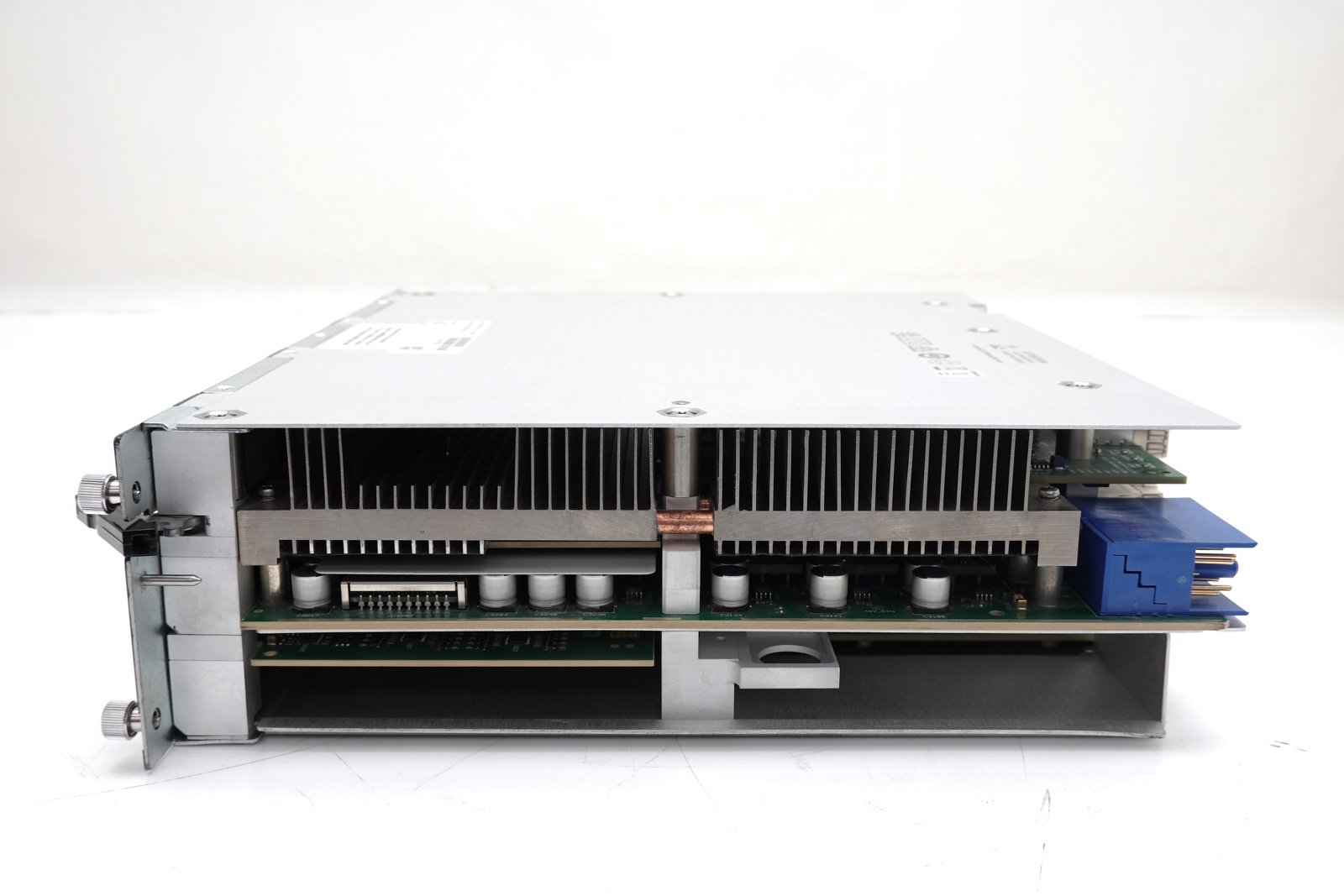 Keysight M8041A J-BERT High-Performance BERT Module / 8.5/16Gb/s Generator Analyzer Clock / 3-slot AXIe Keysight M8041A J-BERT High-Performance BERT Module / 8.5/16Gb/s Generator Analyzer Clock / 3-slot AXIe