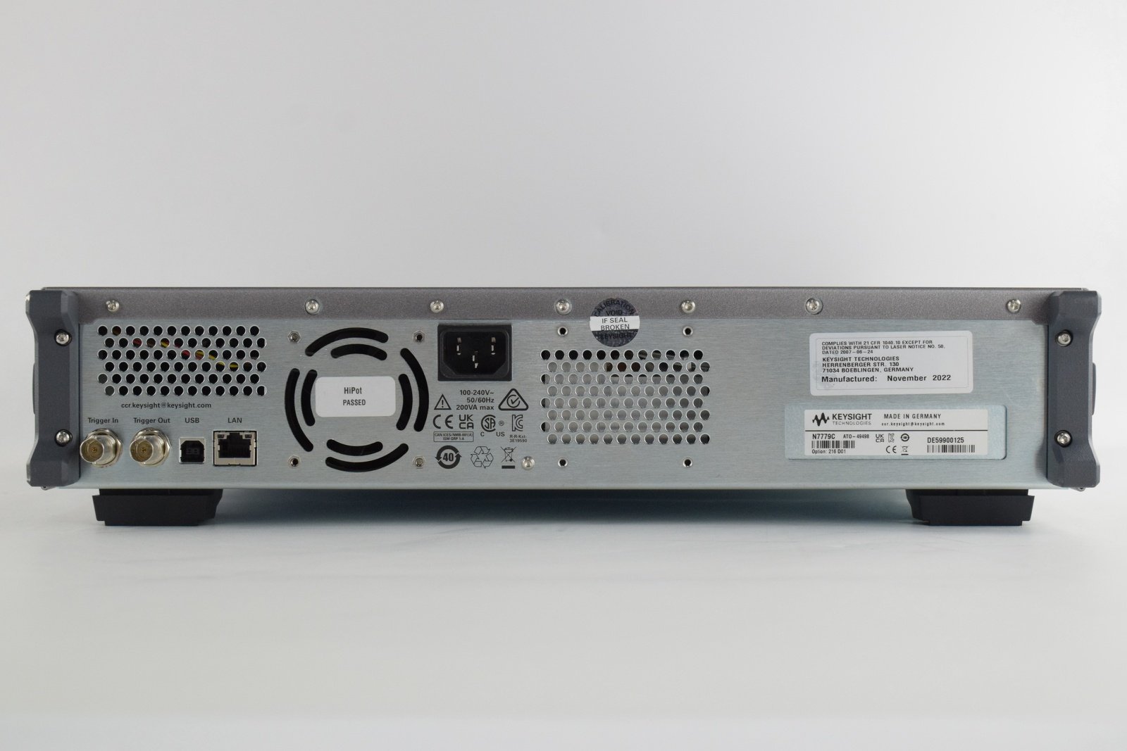 Keysight N7779C Step-Tunable Laser Source / High Power and Low SSE / Basic Line Keysight N7779C Step-Tunable Laser Source / High Power and Low SSE / Basic Line