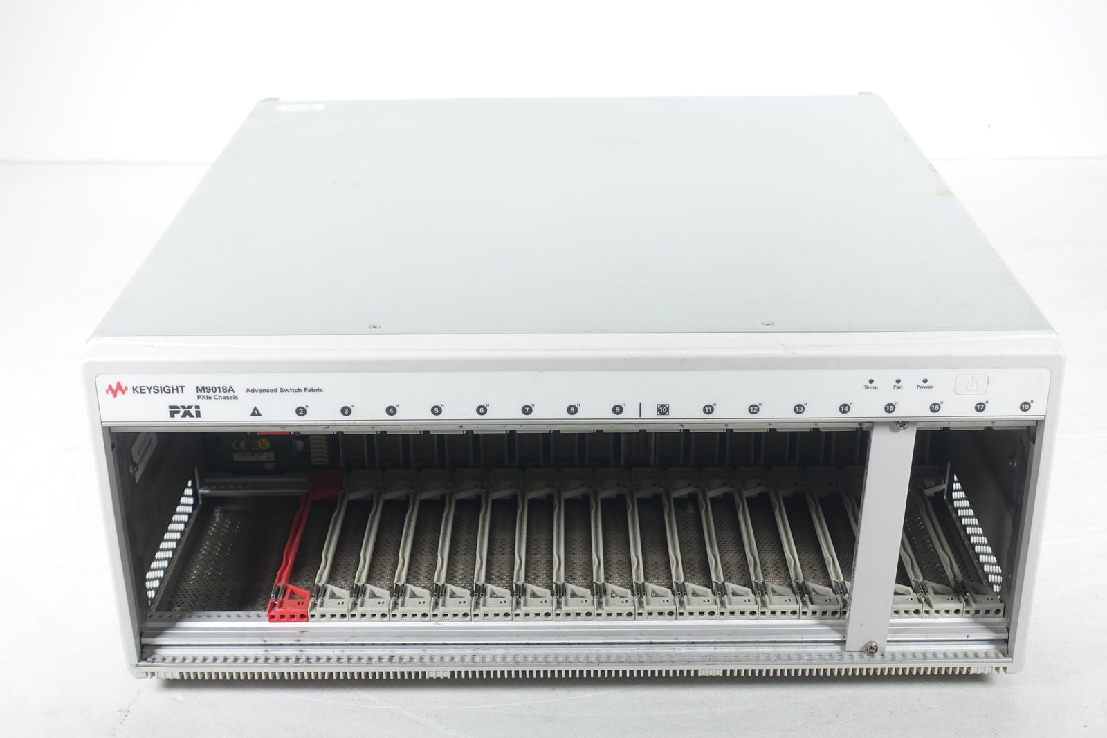 PXIe Chassis / 18-slot / 3U / 4GB/s / Gen 2 Keysight Used M9018A - Actual Instrument - Image 1