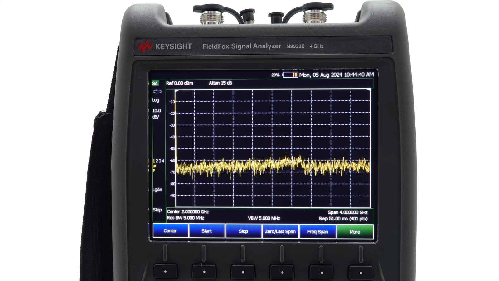 Keysight N9933B FieldFox Handheld Signal Analyzer / 9 kHz to 4 GHz