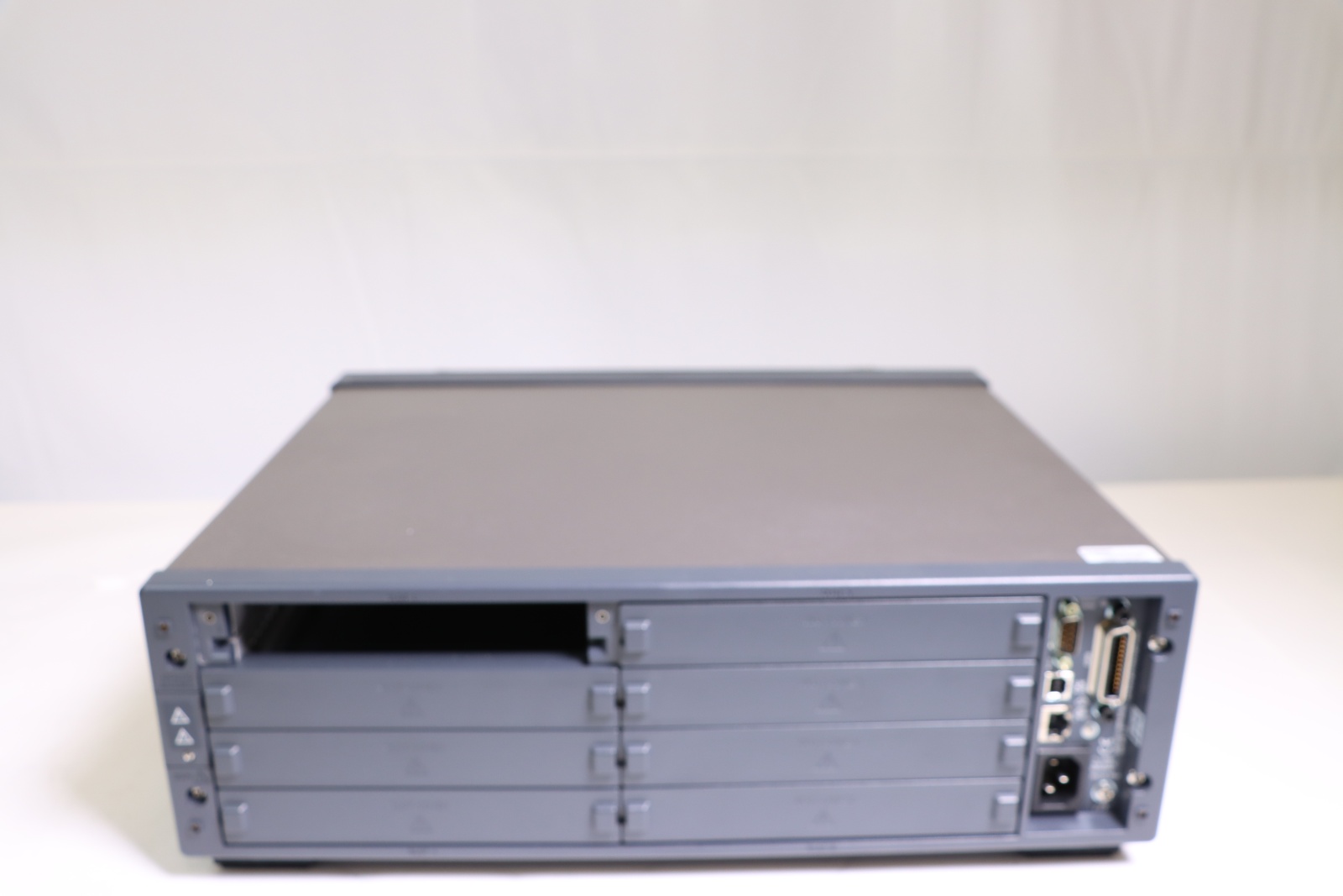 Keysight 34980A Multifunction Switch & Measure Unit / 8-Slot Mainframe / 6.5 Digits Keysight 34980A Multifunction Switch & Measure Unit / 8-Slot Mainframe / 6.5 Digits