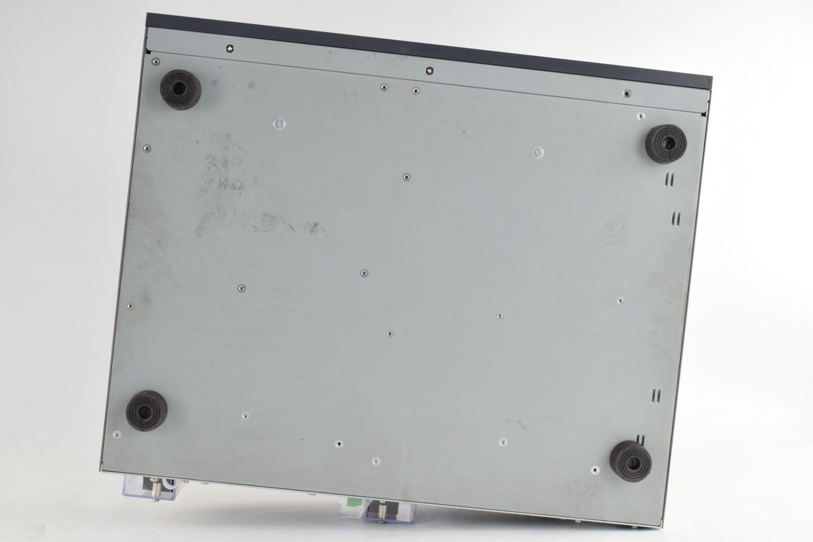 Basic AC Power Source / 1000 VA / 310 V / 5 A Keysight Used AC6802B - Actual Instrument - Image 3