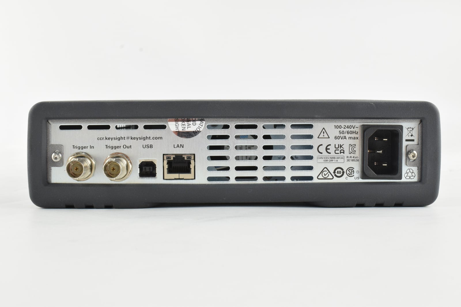 Optical Multiport Power Meter / Analog Output / High Power Configuration Keysight Used N7743C - Actual Instrument - Image 7