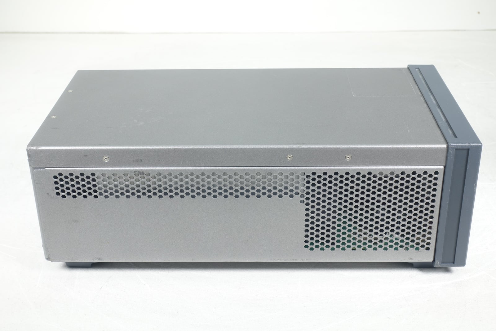 Battery Emulator and Profiler Keysight Used E36731A - Actual Instrument - Image 7