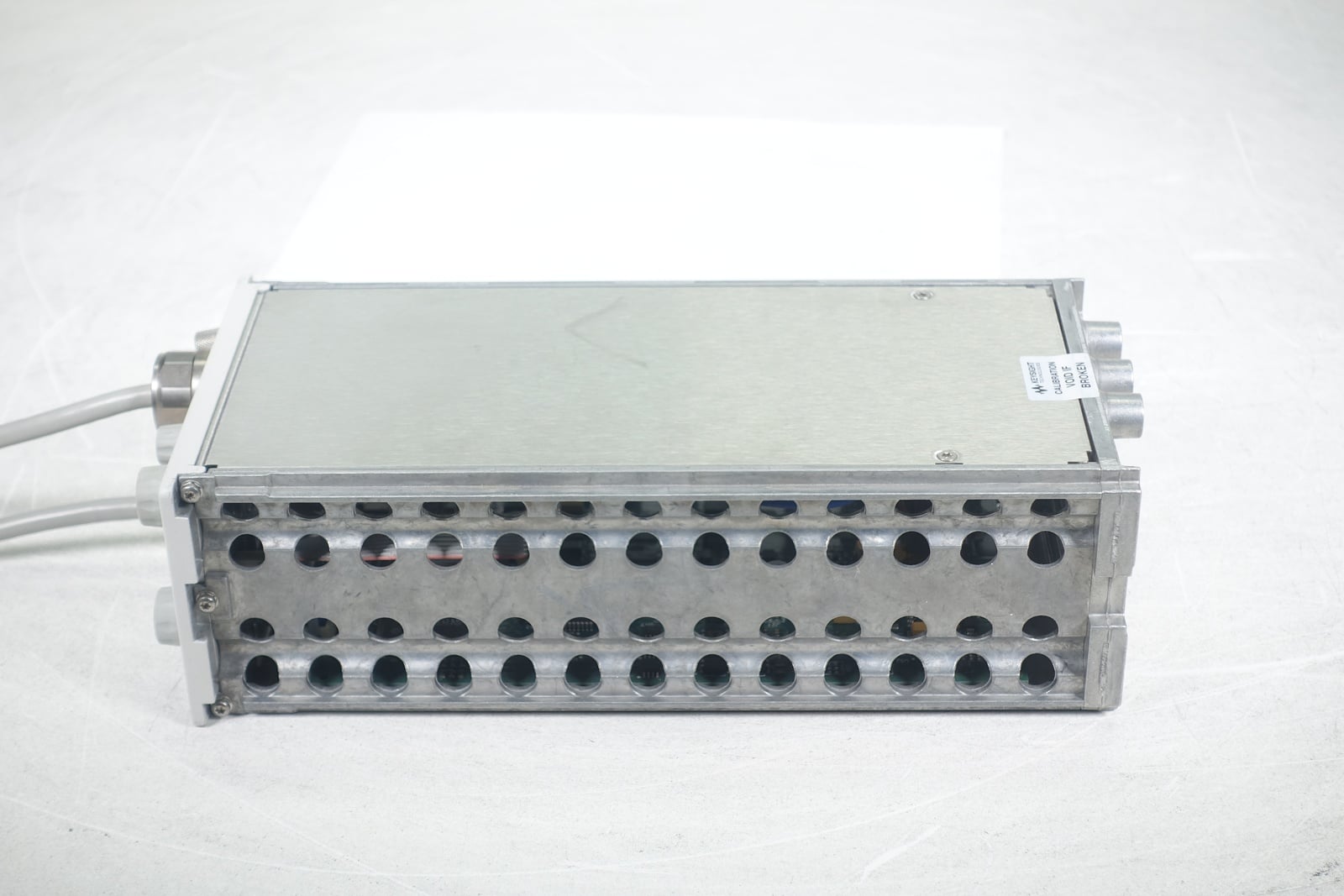 Keysight Used 86118A - Actual Instrument - Image 2
