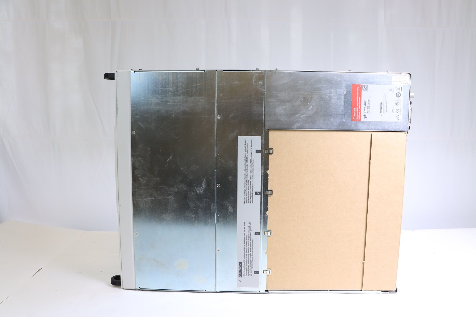 Keysight N6700B Low-Profile Modular Power System Mainframe / 400W / 4 Slots