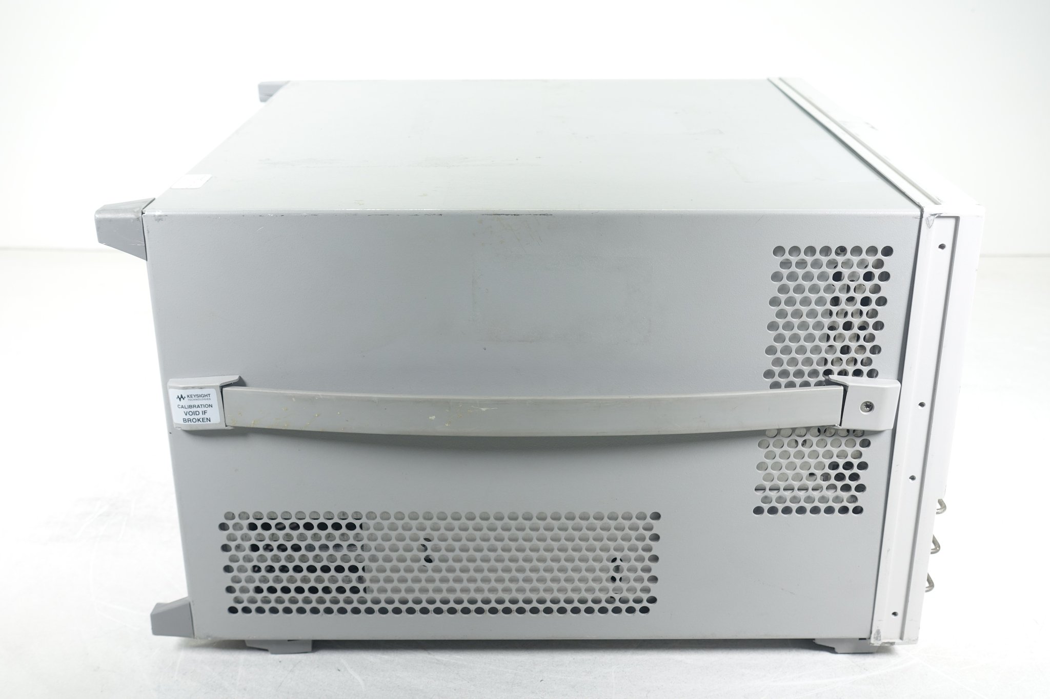 Keysight N5230C-025 300 kHz to 6 GHz / 2-port / Configurable Test Set / Extended Power Range Keysight N5230C-025 300 kHz to 6 GHz / 2-port / Configurable Test Set / Extended Power Range