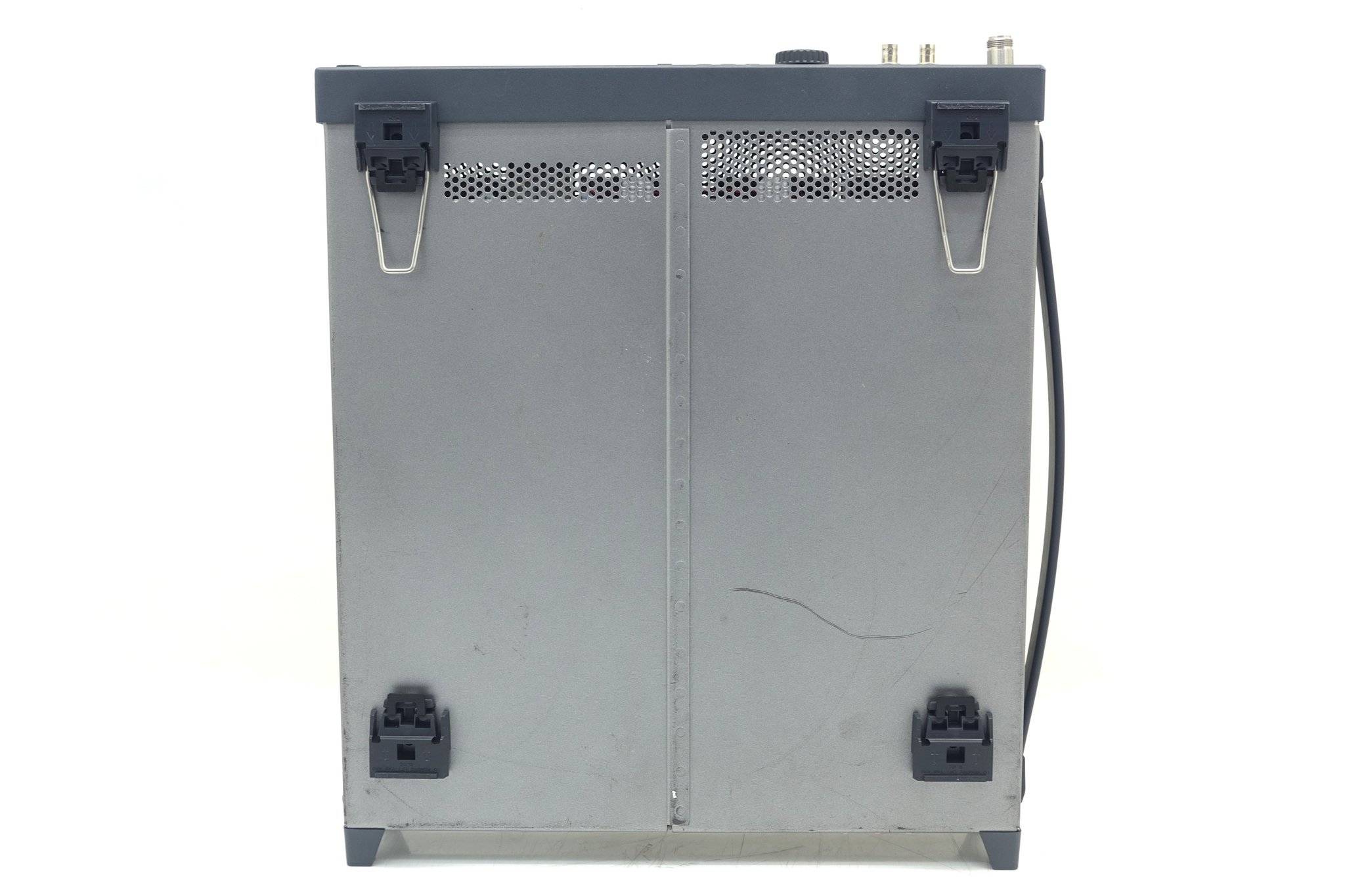 Keysight N5166B CXG X-Series RF Vector Signal Generator 