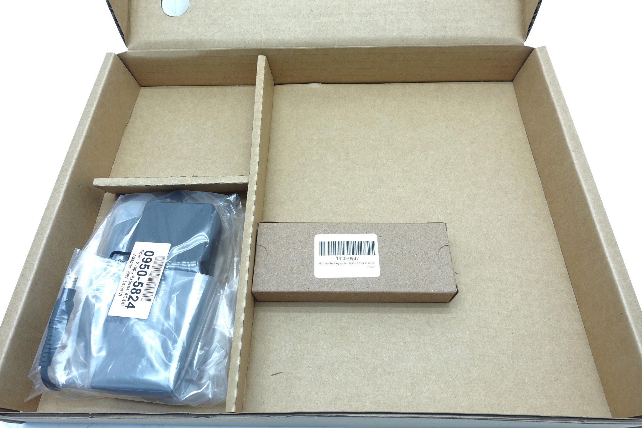 Keysight N9918B FieldFox Handheld Microwave Analyzer / 30 kHz to 26.5 GHz