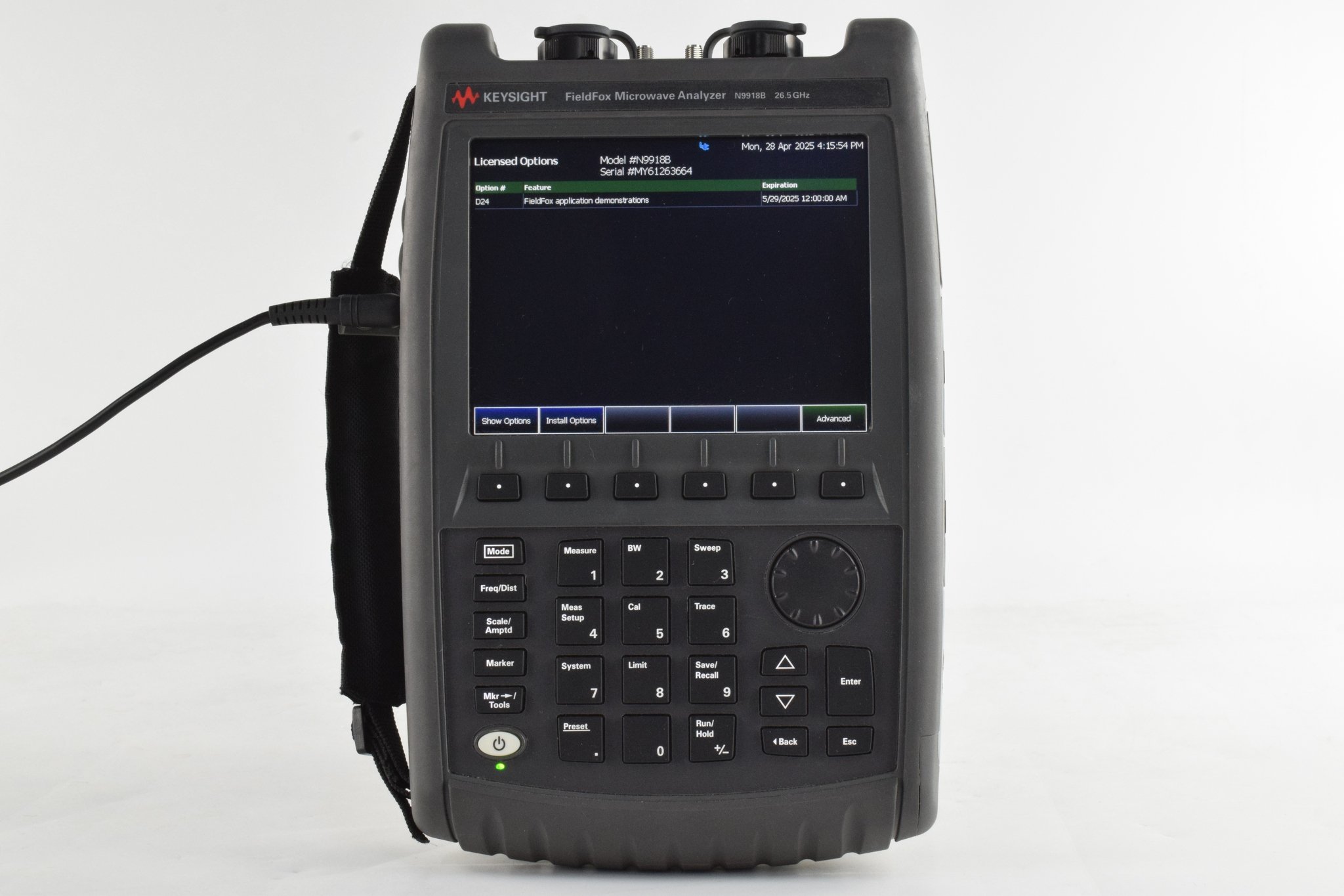 Keysight N9918B FieldFox Handheld Microwave Analyzer / 30 kHz to 26.5 GHz Keysight N9918B FieldFox Handheld Microwave Analyzer / 30 kHz to 26.5 GHz