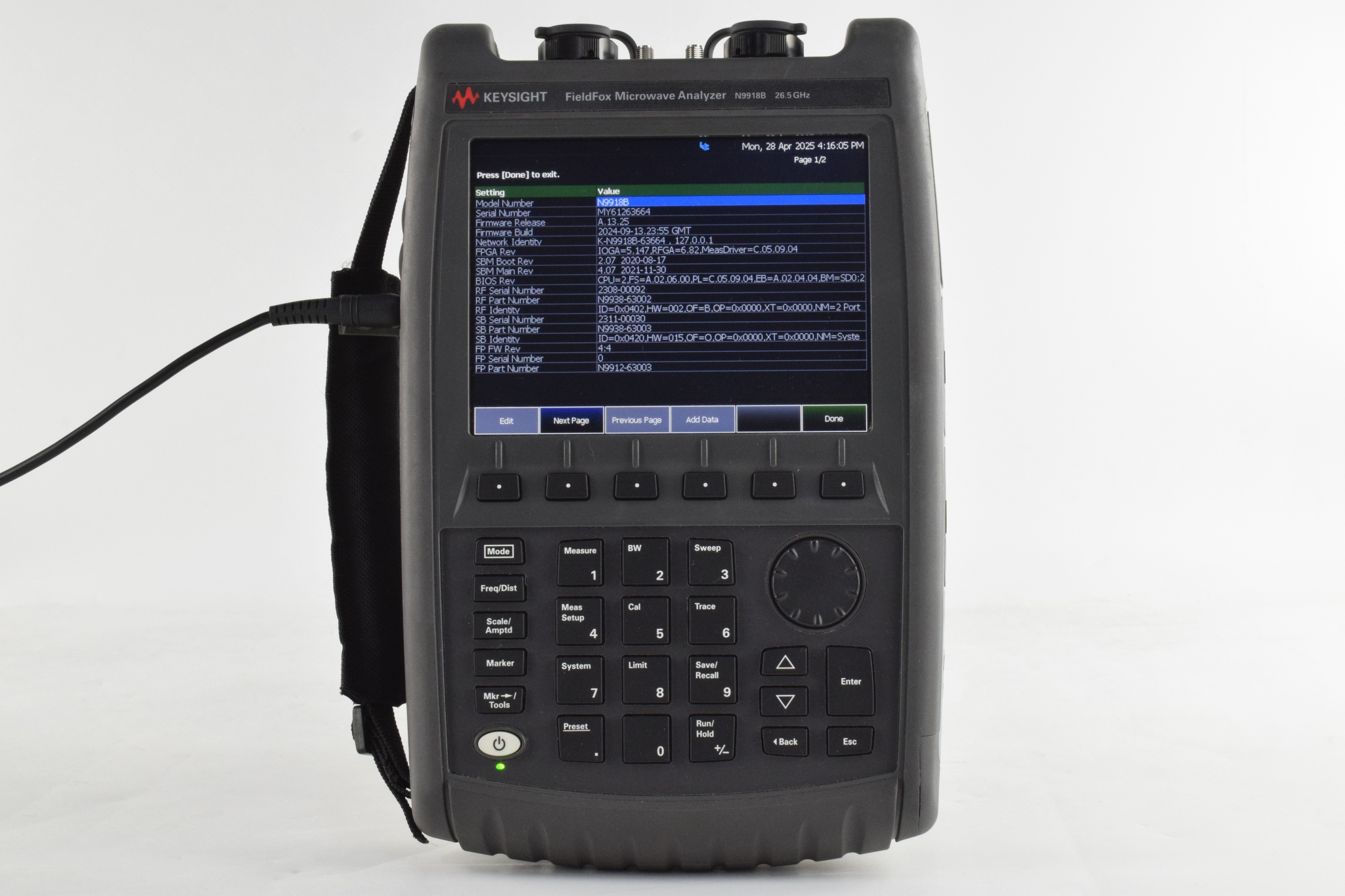 Keysight N9918B FieldFox Handheld Microwave Analyzer / 30 kHz to 26.5 GHz Keysight N9918B FieldFox Handheld Microwave Analyzer / 30 kHz to 26.5 GHz