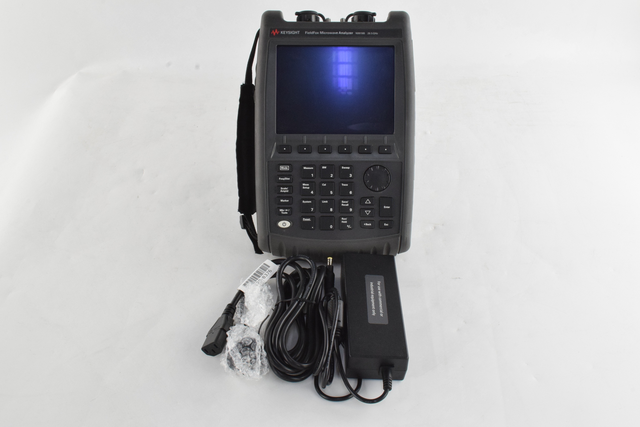 Keysight N9918B FieldFox Handheld Microwave Analyzer / 30 kHz to 26.5 GHz