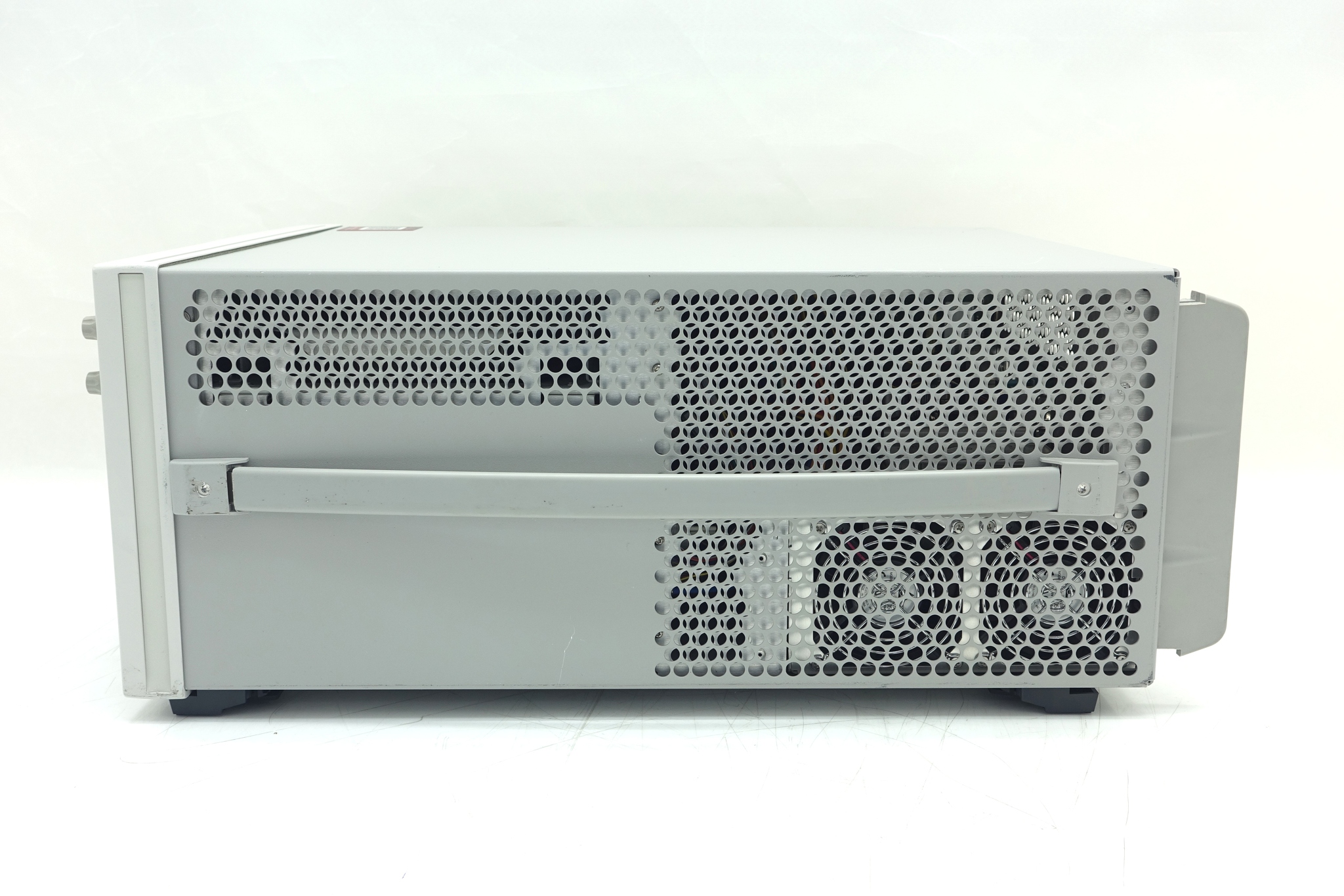 Keysight 86100D Infiniium DCA-X Wide-Bandwidth Oscilloscope Mainframe Keysight 86100D Infiniium DCA-X Wide-Bandwidth Oscilloscope Mainframe