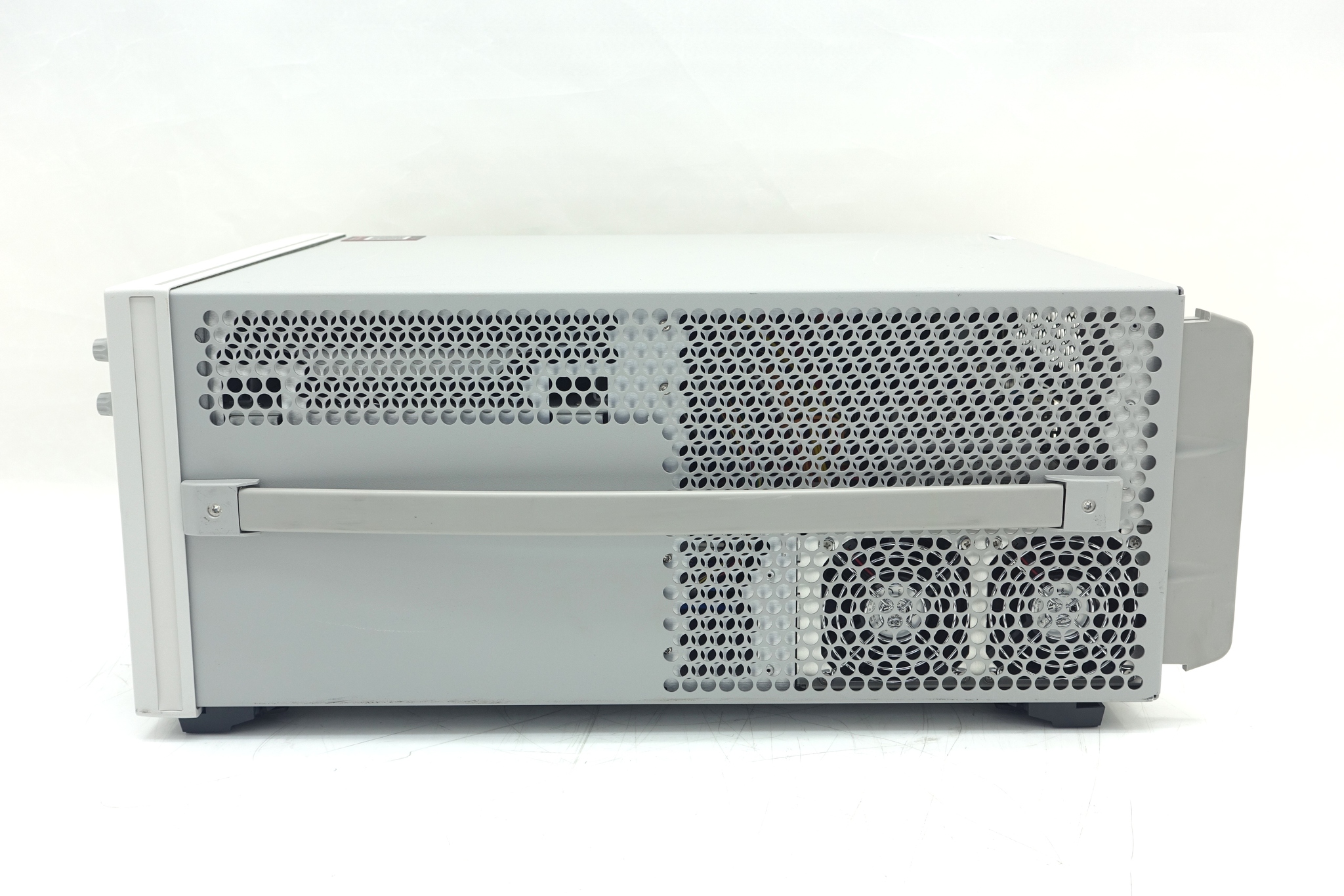 Keysight 86100D Infiniium DCA-X Wide-Bandwidth Oscilloscope Mainframe Keysight 86100D Infiniium DCA-X Wide-Bandwidth Oscilloscope Mainframe