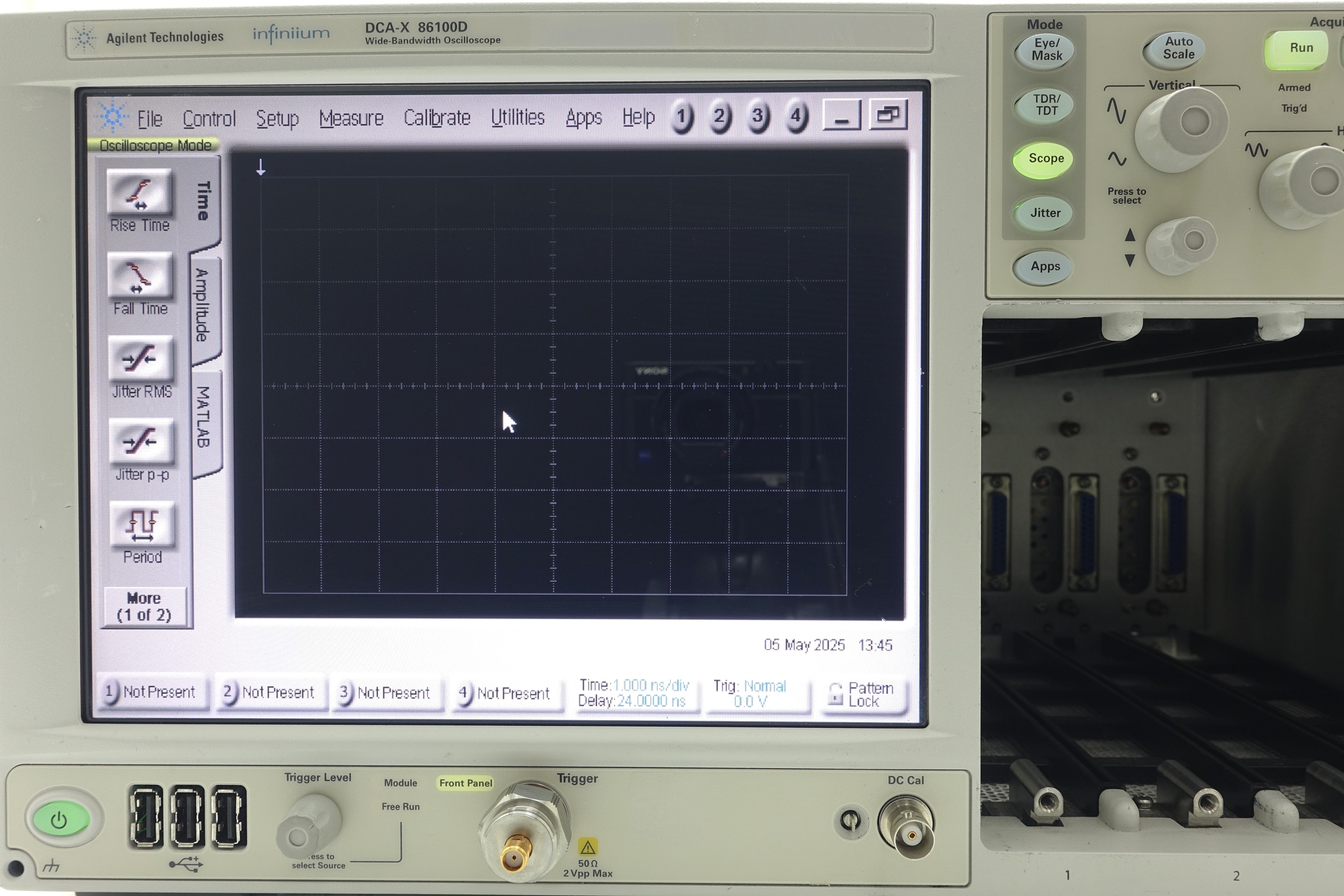 Keysight 86100D Infiniium DCA-X Wide-Bandwidth Oscilloscope Mainframe Keysight 86100D Infiniium DCA-X Wide-Bandwidth Oscilloscope Mainframe