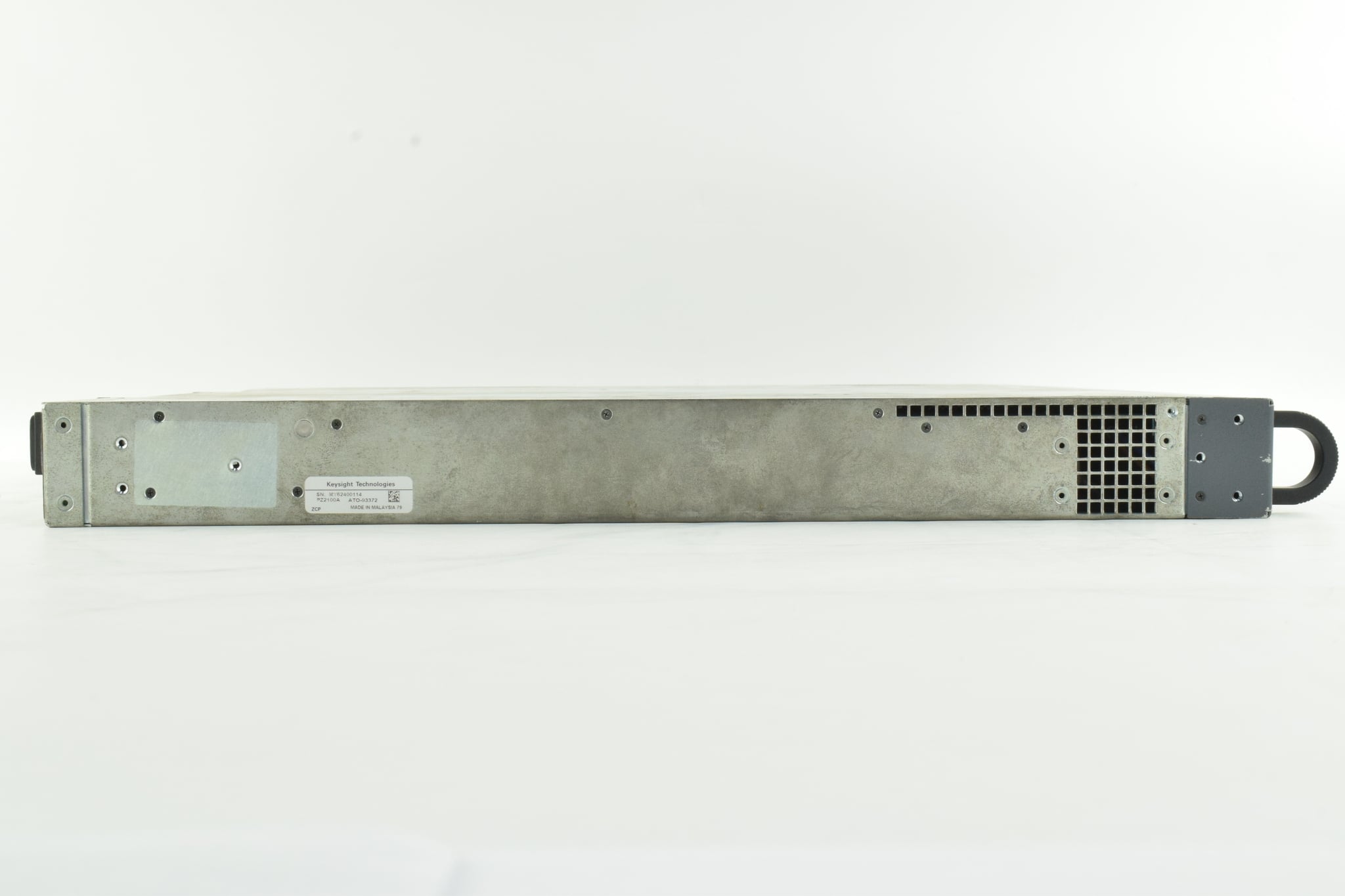 Precision Source/Measure Unit Mainframe, 4 slots, 1U Keysight Used PZ2100A - Actual Instrument - Image 8