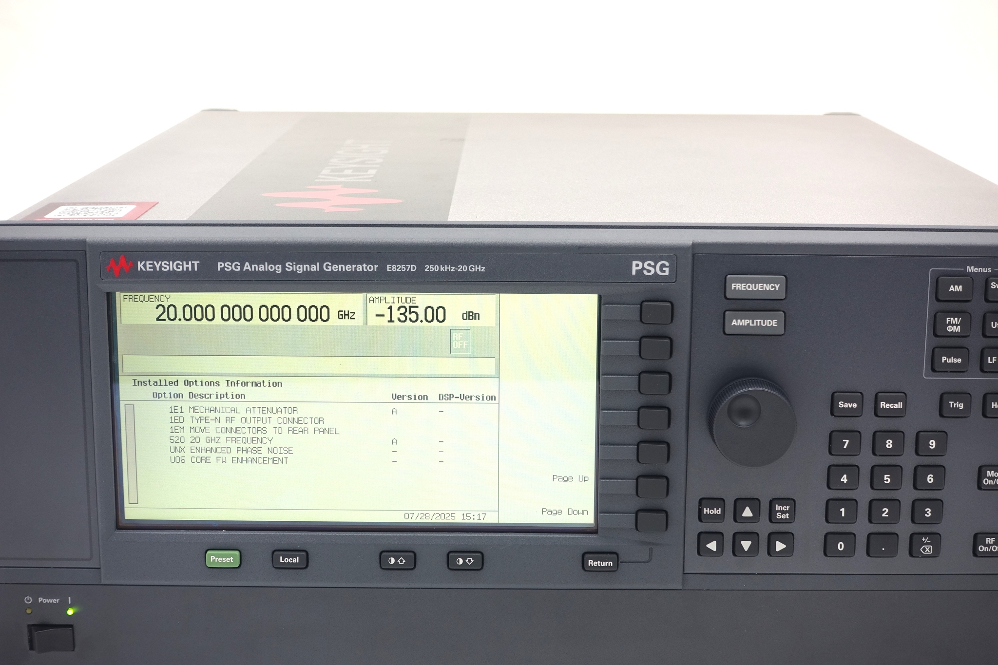 Keysight Used E8257D-520 - Actual Instrument - Image 10