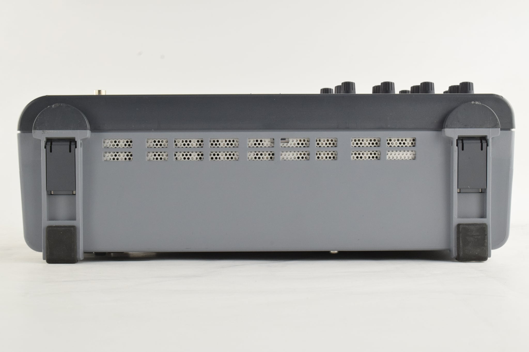 Mixed Signal Oscilloscope / 1 GHz / 4 Analog Plus 16 Digital Channels Keysight Used MSOX3104G - Actual Instrument - Image 2