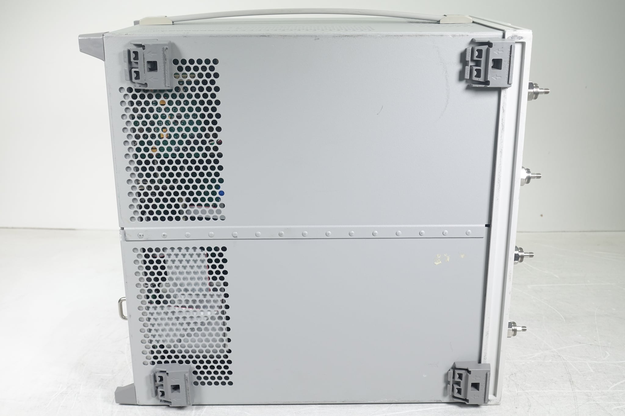Keysight Used N5230A-240 - Actual Instrument - Image 6