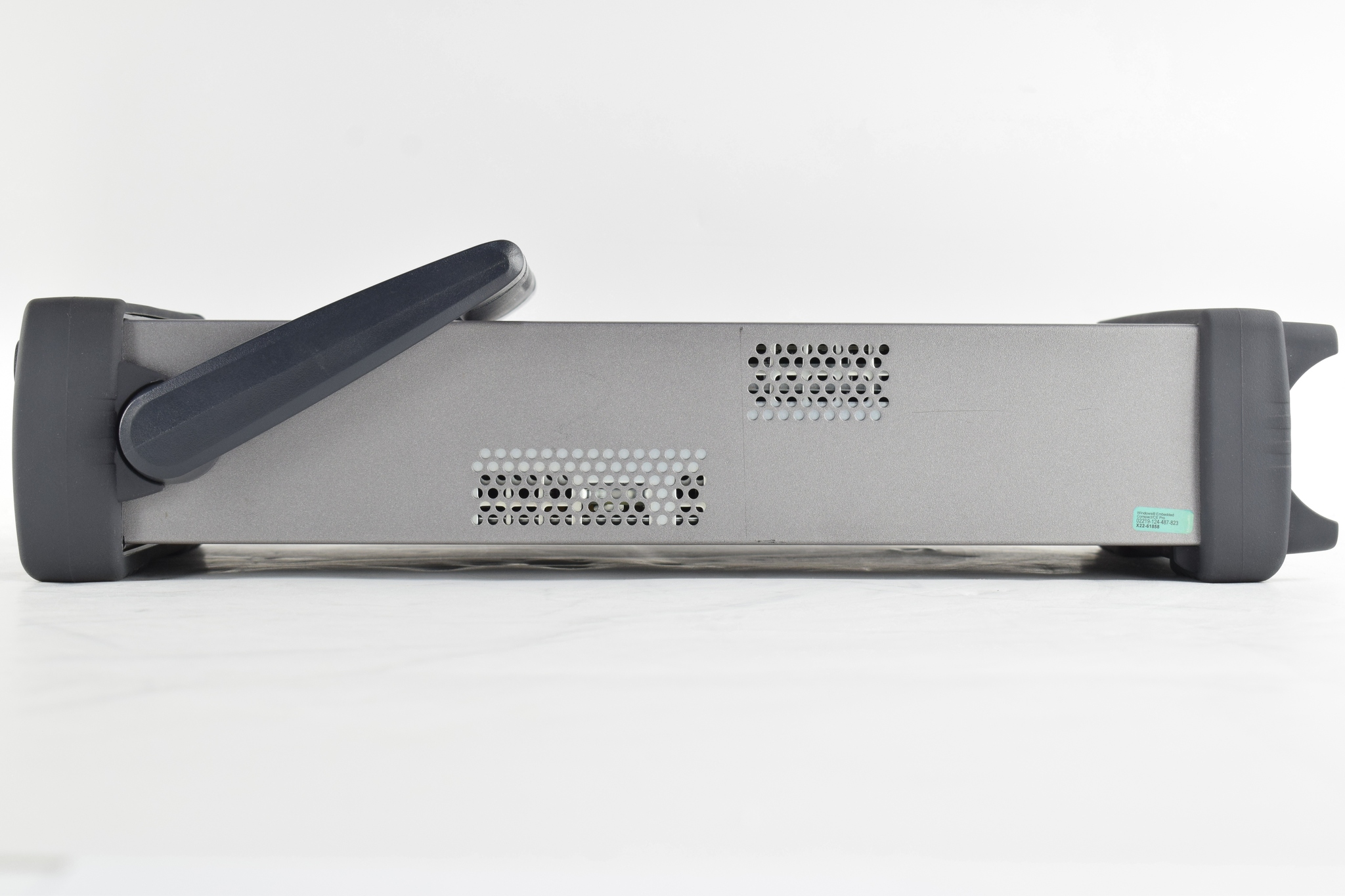 Low Noise Power Source / 6.5 Digit / 32W / 210V / 3A / 2 Channel Keysight Used B2962B - Actual Instrument - Image 3