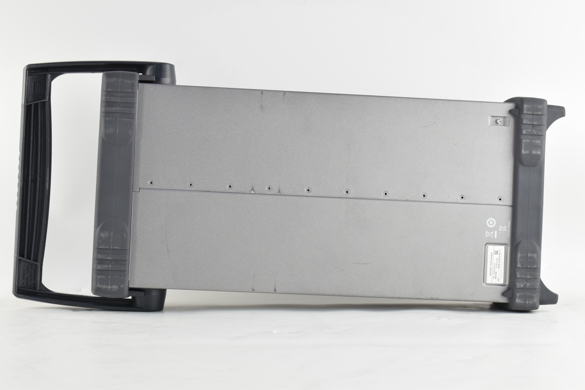 Low Noise Power Source / 6.5 Digit / 32W / 210V / 3A / 2 Channel Keysight Used B2962B - Actual Instrument - Image 4