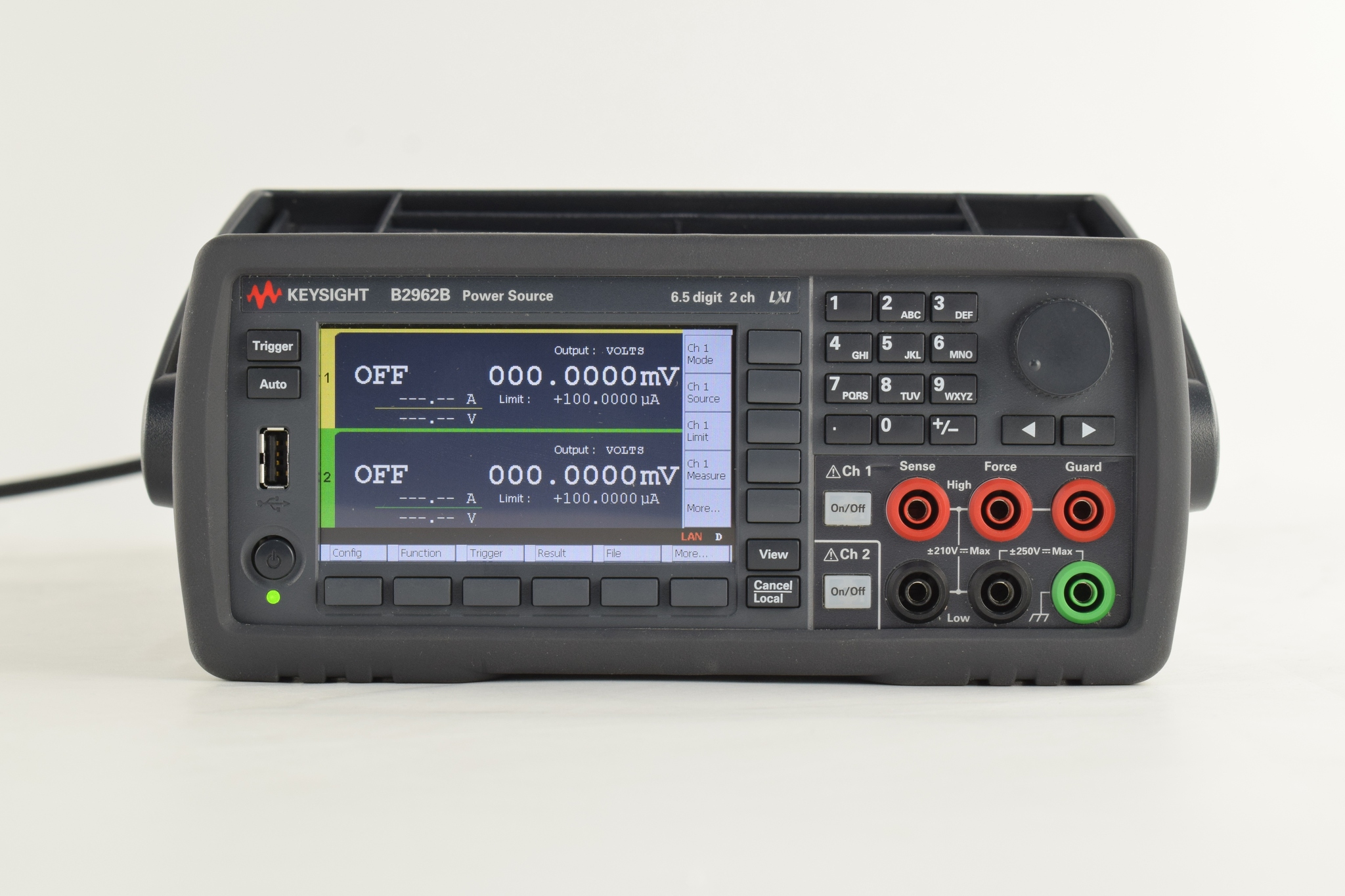 Low Noise Power Source / 6.5 Digit / 32W / 210V / 3A / 2 Channel Keysight Used B2962B - Actual Instrument - Image 1