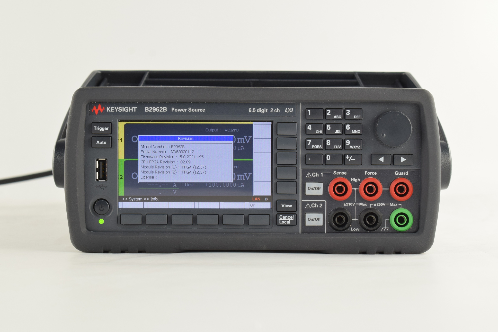 Low Noise Power Source / 6.5 Digit / 32W / 210V / 3A / 2 Channel Keysight Used B2962B - Actual Instrument - Image 6