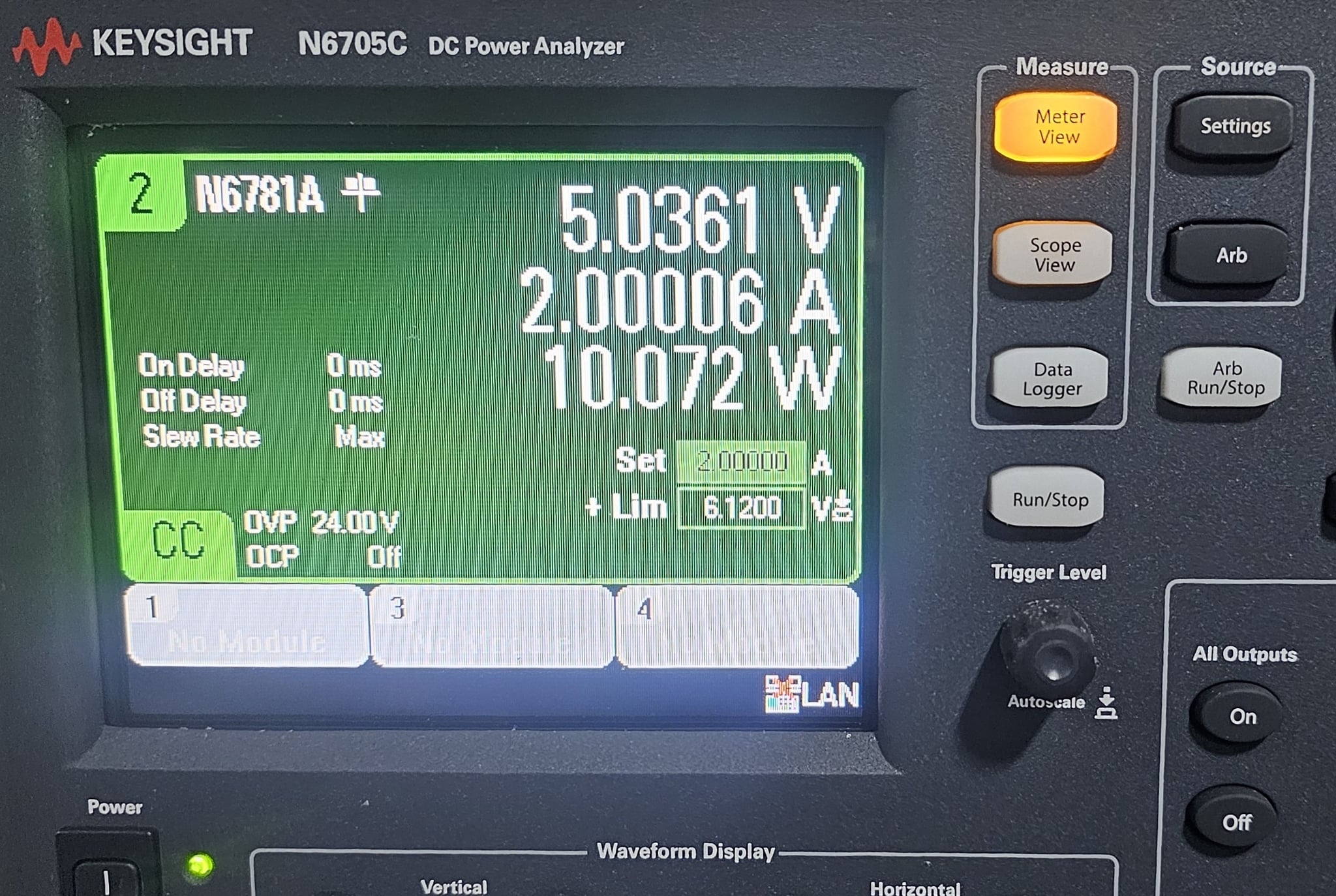 Source & Measure Unit for Battery Drain Analysis / 2-Quadrant / 20V, ±1A or 6V, ±3A / 20W Keysight Used N6781A - Actual Instrument - Image 7