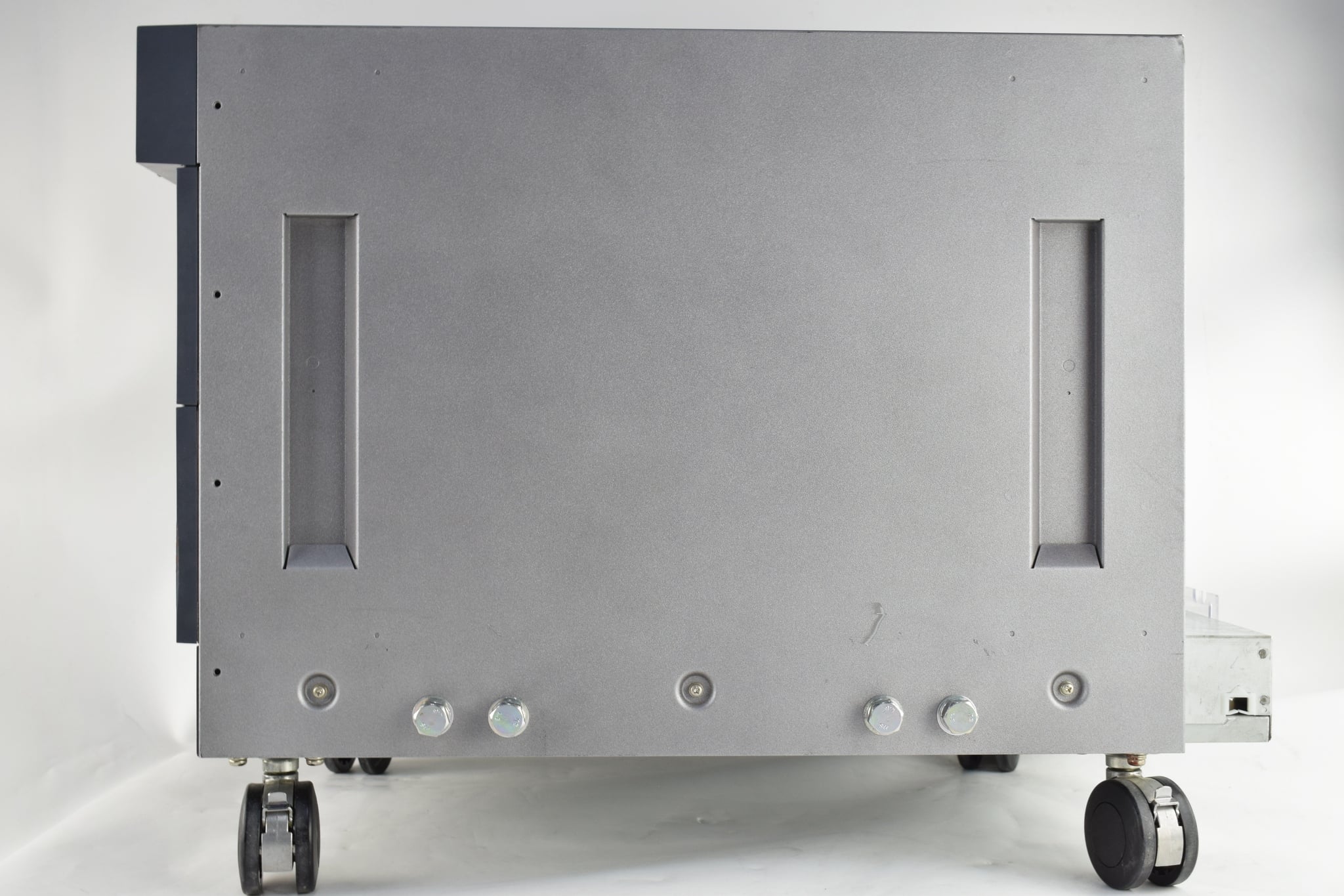 AC Power Source / 550Hz / 320Vrms / 12kVA / 3 Phase Keysight Used AC6912L - Actual Instrument - Image 6