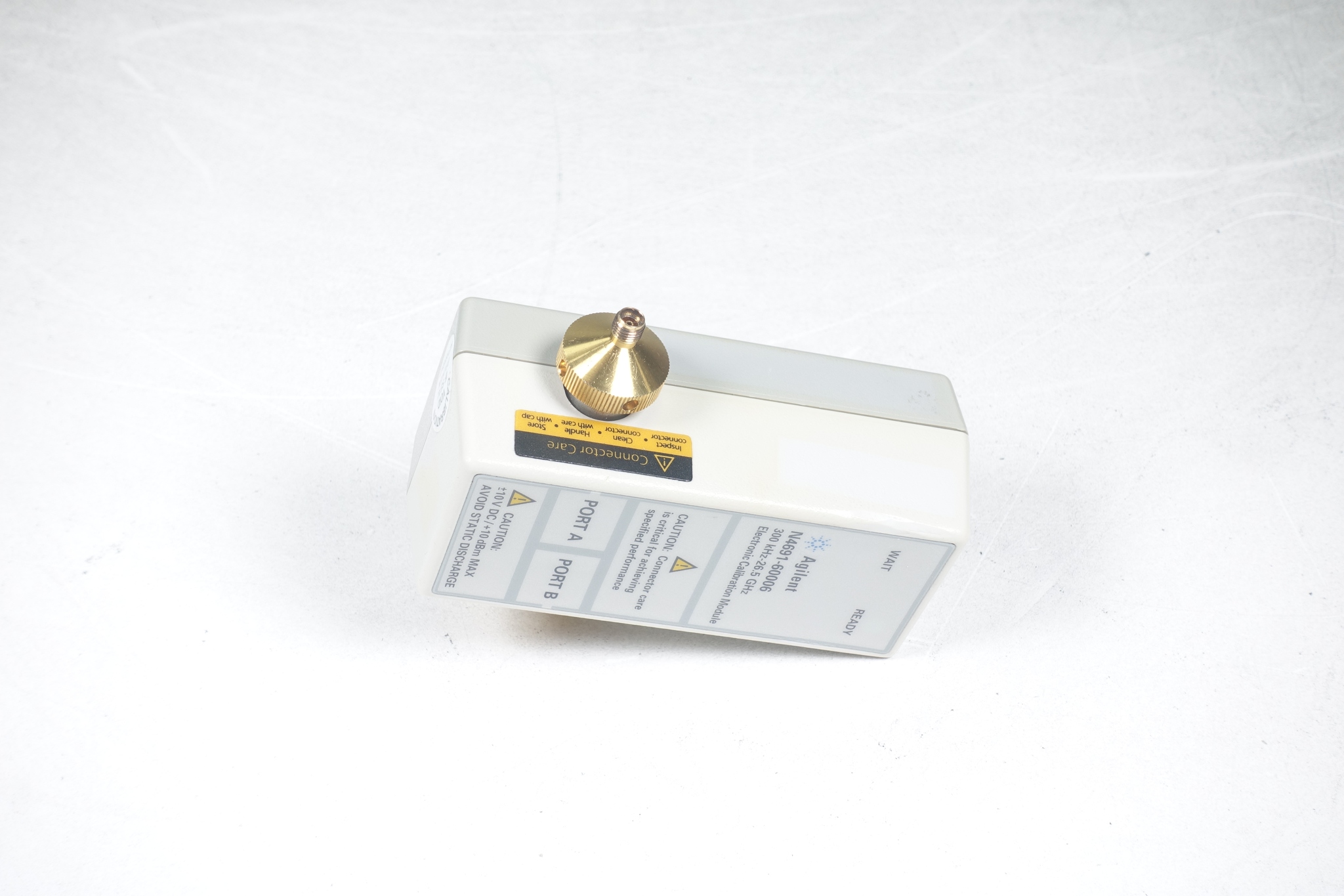 Both Connectors Female Keysight Used N4691B-00F - Actual Instrument - Image 2