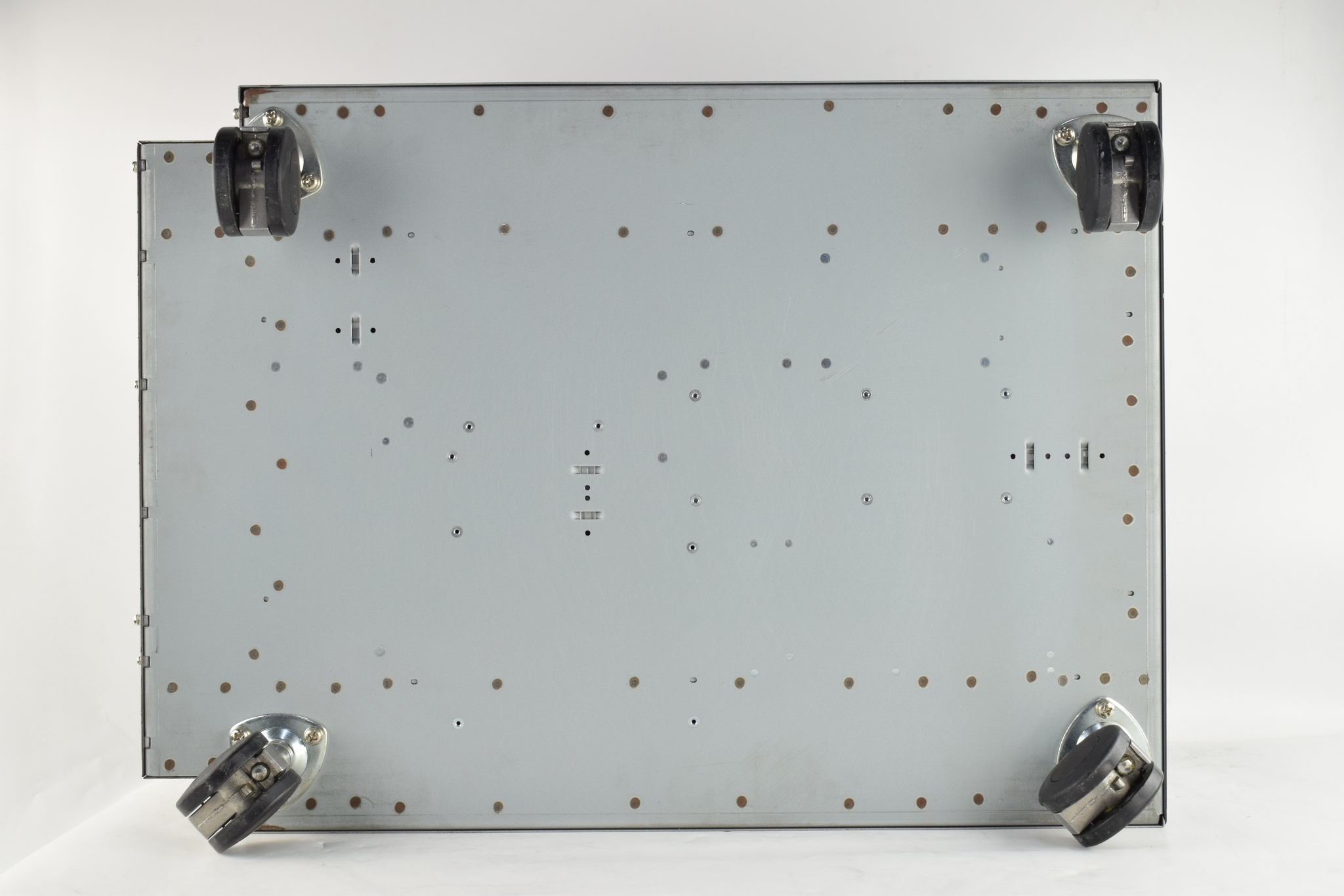 AC Power Source 320Vrms, 6kVA, 550Hz, 3 Phase Keysight Used AC6906L - Actual Instrument - Image 4