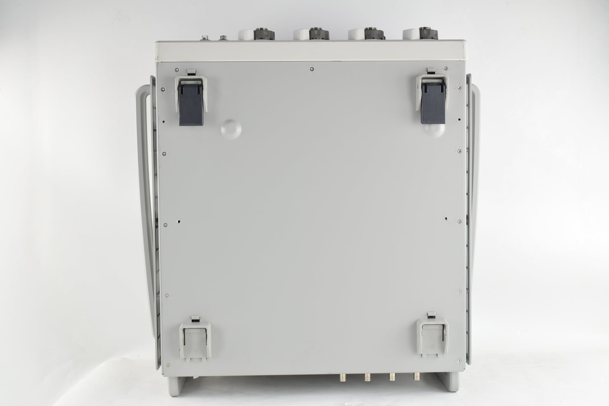 Mixed Signal Oscilloscope / 33 GHz / 4 Analog Plus 16 Digital Channels Keysight Used MSOV334A - Actual Instrument - Image 4