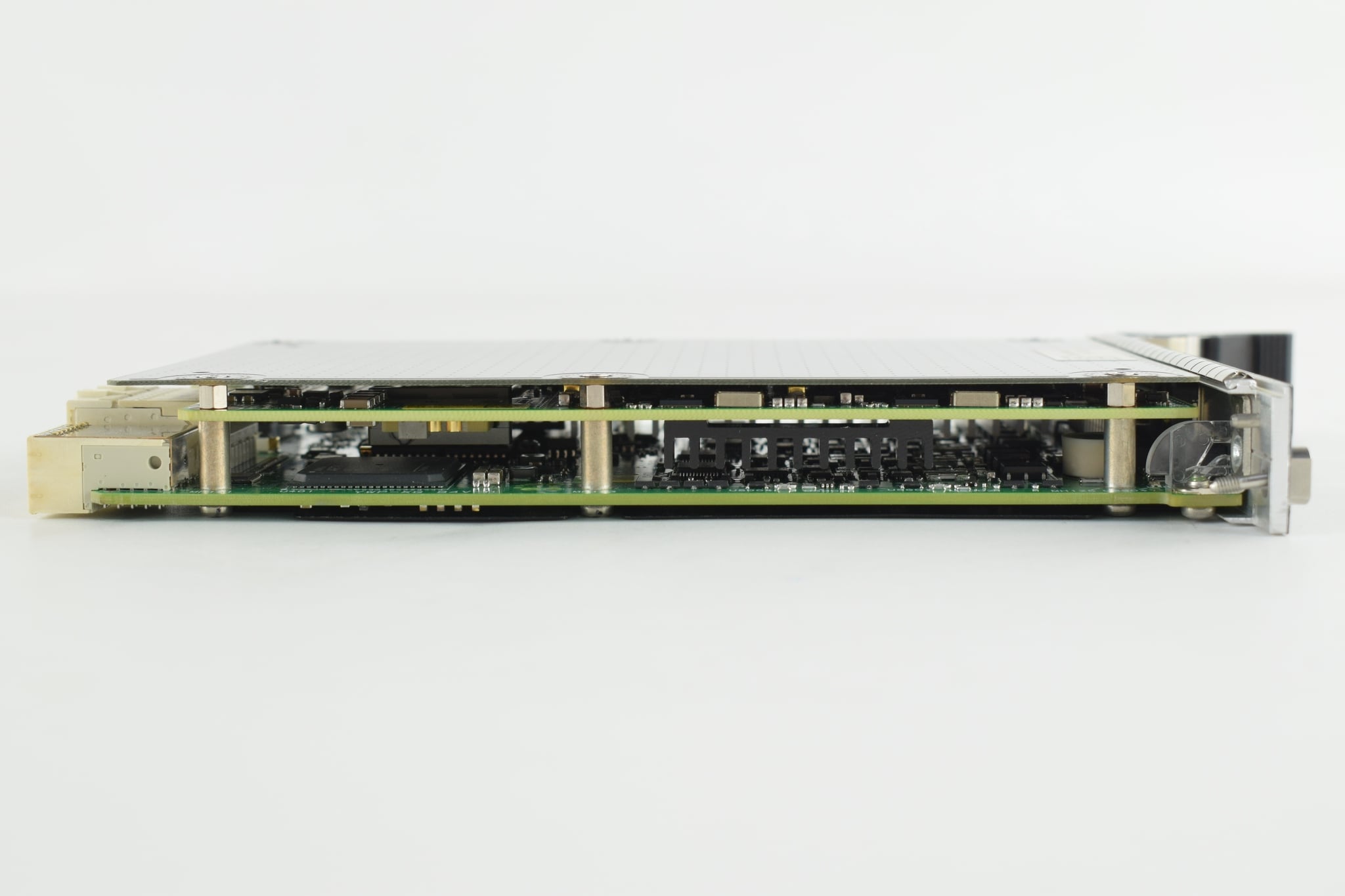 5-ch Precision Source/Measure Unit, 500 kSa/s, 10 pA, 30 V, 500 mA DC/pulse Keysight Used PZ2131A - Actual Instrument - Image 5