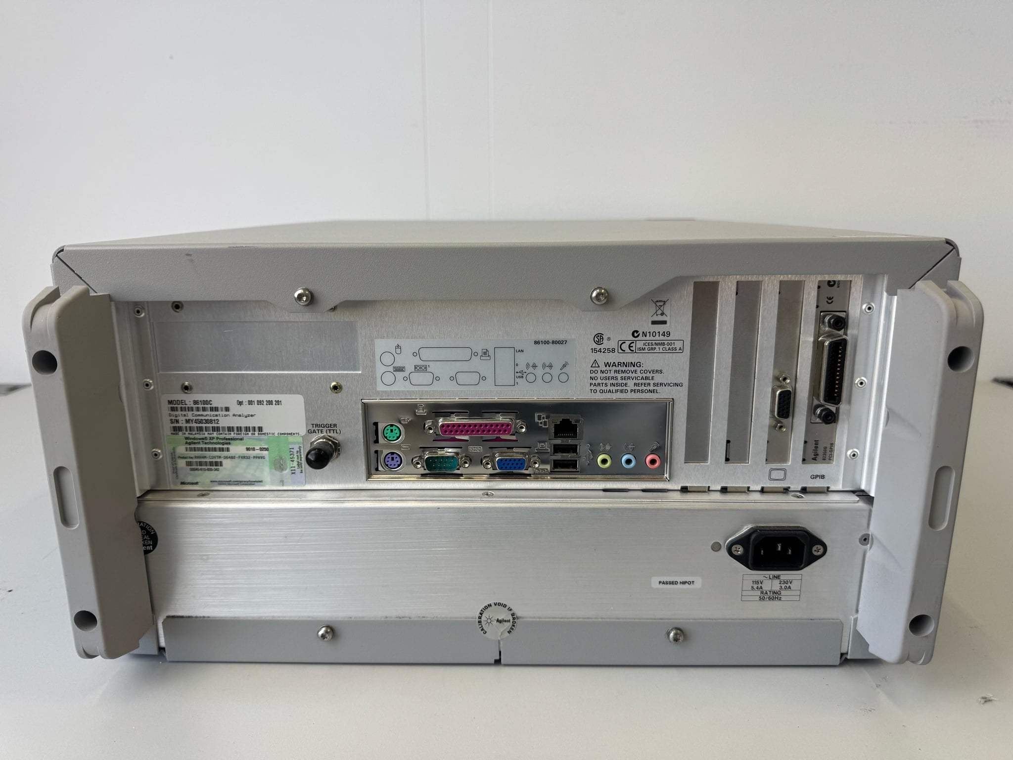 Infiniium DCA-J Wideband Oscilloscope Mainframe Keysight Used 86100C - Actual Instrument - Image 4