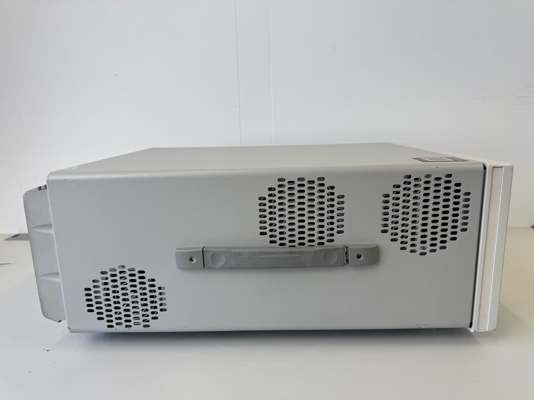 Infiniium DCA-J Wideband Oscilloscope Mainframe Keysight Used 86100C - Actual Instrument - Image 5