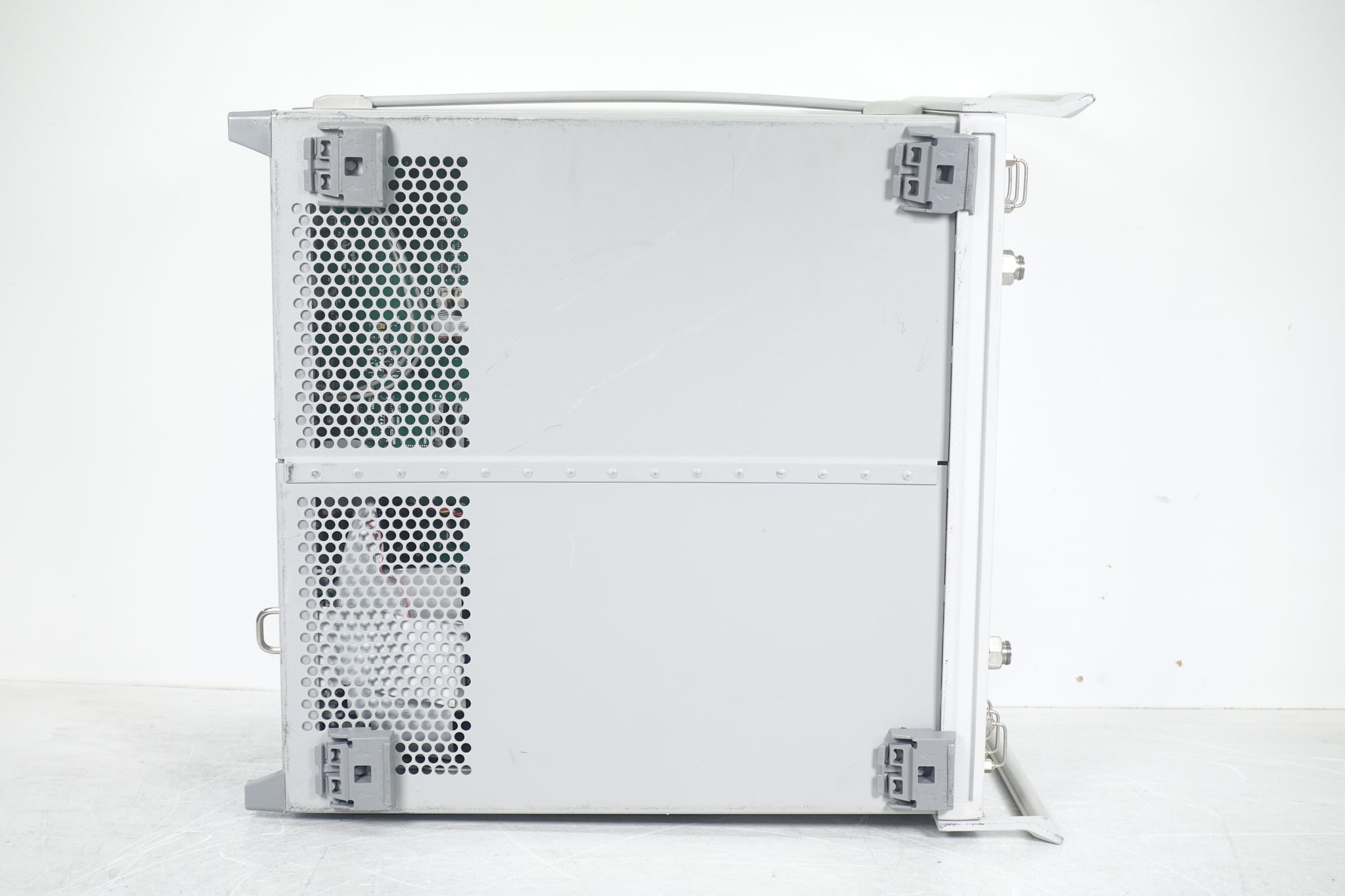 Keysight Used N5230A-525 - Actual Instrument - Image 5