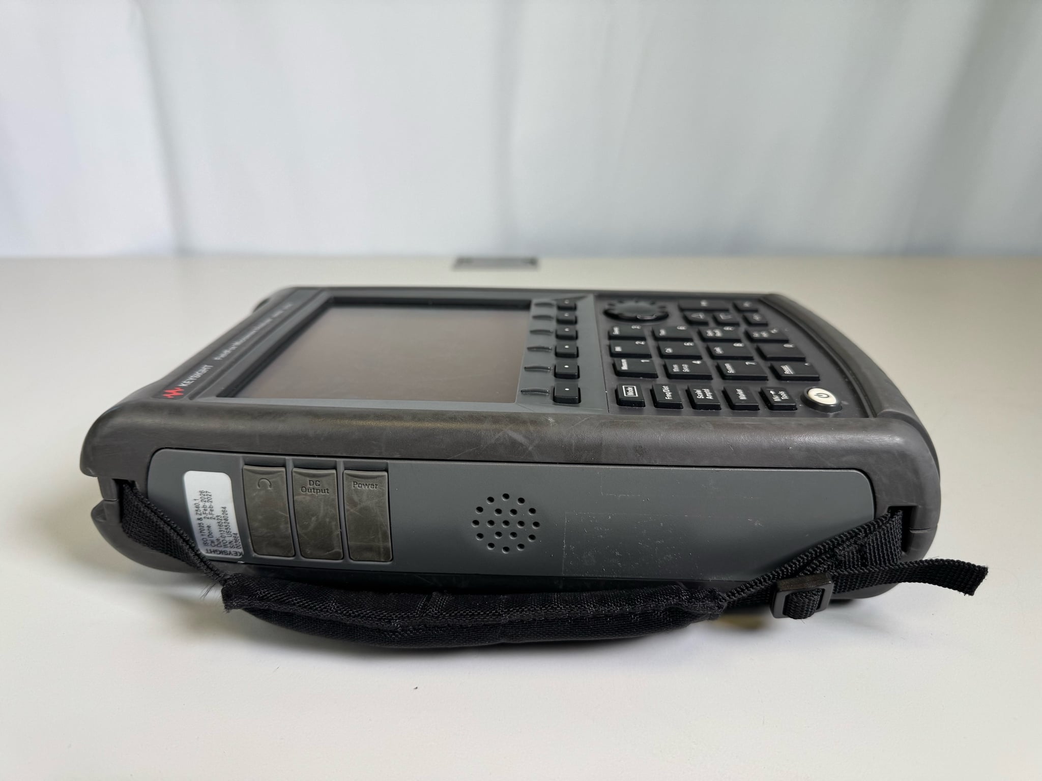 FieldFox Handheld Microwave Analyzer / 300 kHz to 32 GHz Keysight Used N9950A - Actual Instrument - Image 5