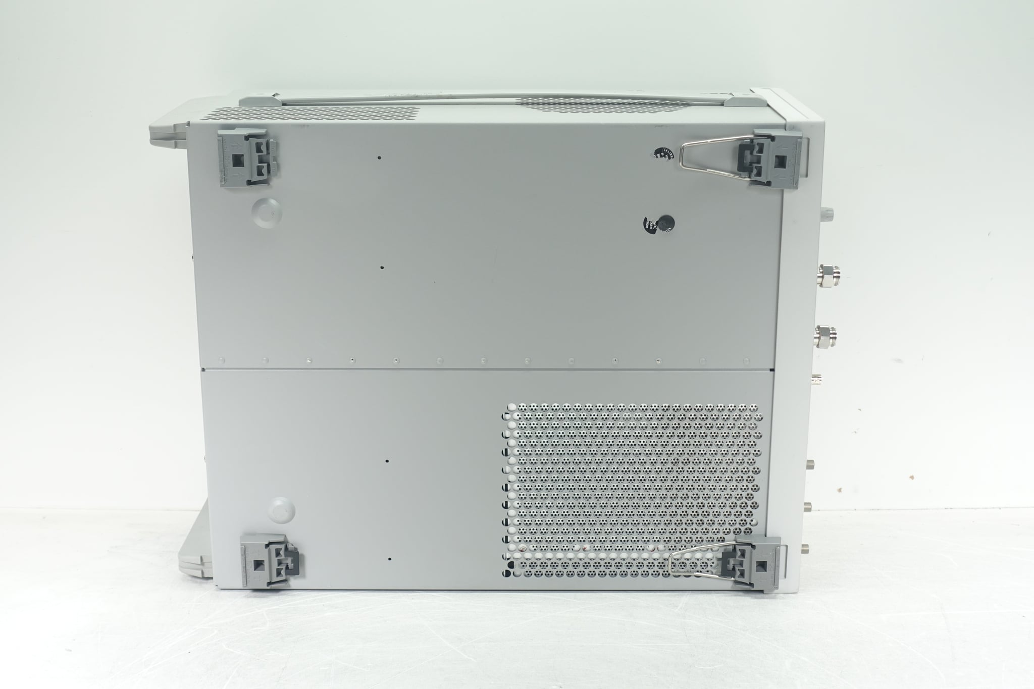 Infiniium DCA-X Wide-Bandwidth Oscilloscope Mainframe Keysight Used 86100D - Actual Instrument - Image 5