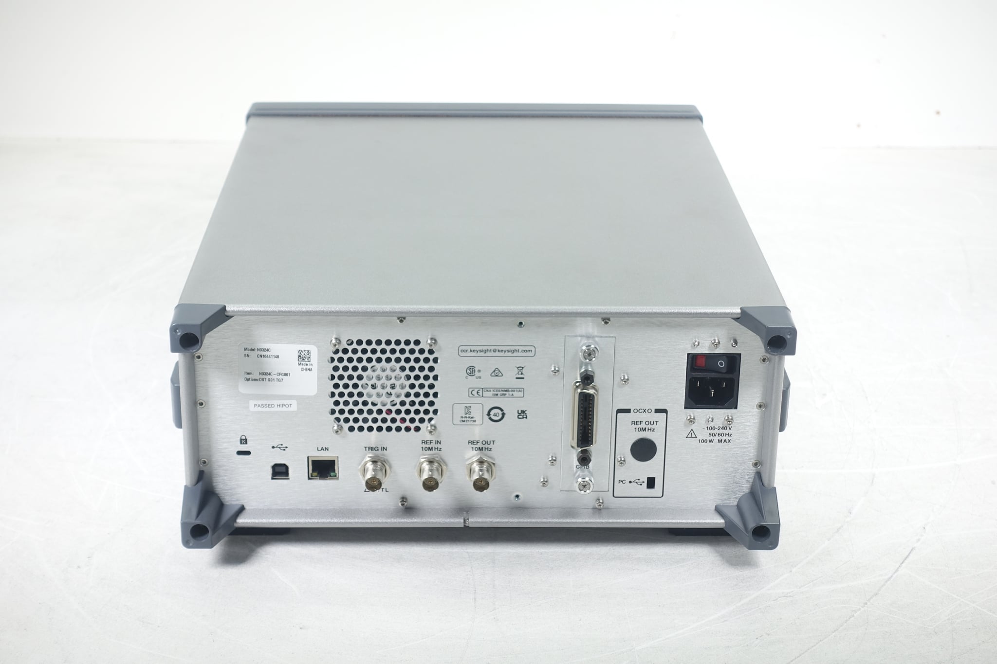 Basic Spectrum Analyzer / 1 MHz to 20 GHz Keysight Used N9324C - Actual Instrument - Image 3