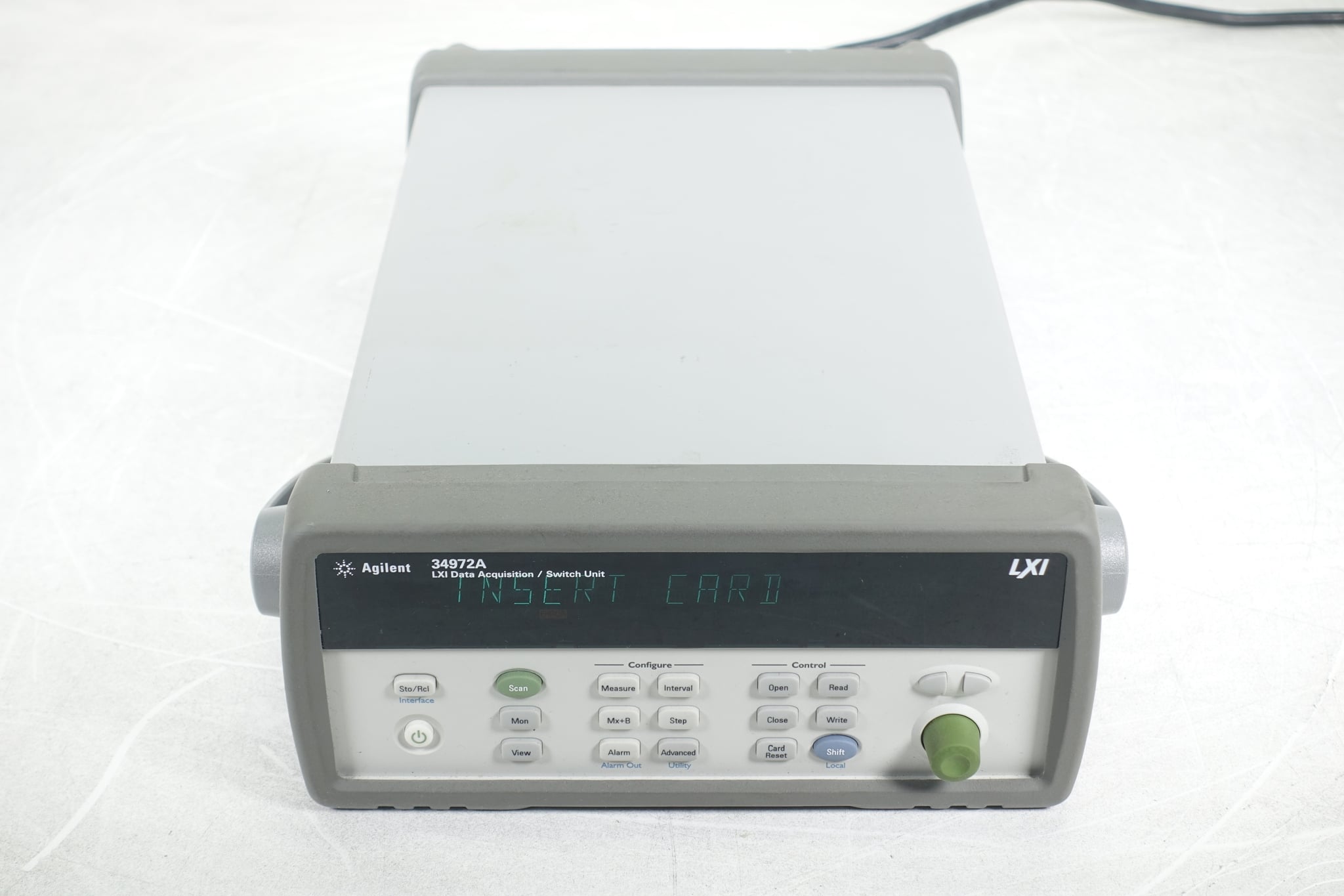 LXI Data Acquisition & Data Logger Switch Unit / 3-Slot Mainframe / 6.5 Digit Keysight Used 34972A - Actual Instrument - Image 2