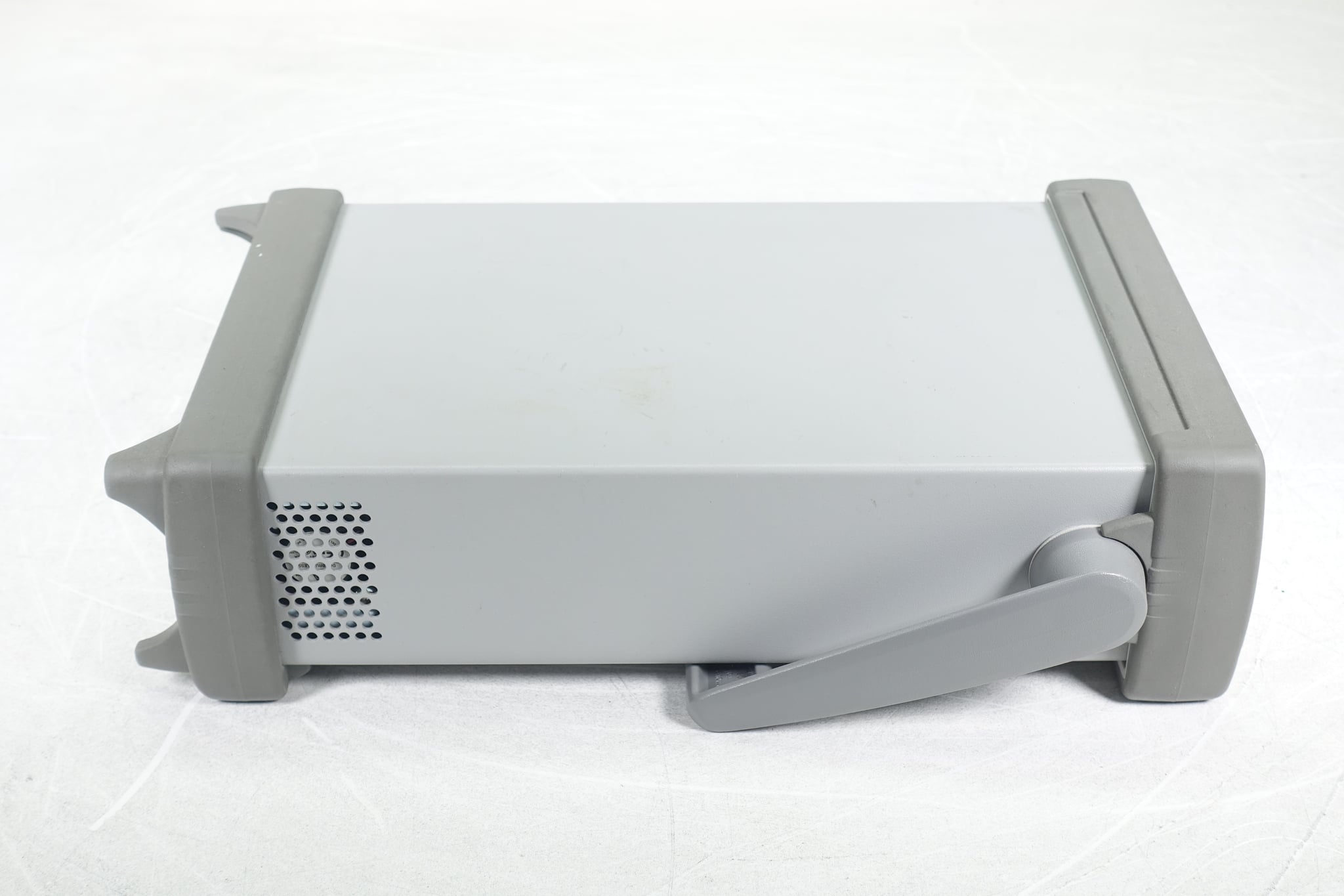 LXI Data Acquisition & Data Logger Switch Unit / 3-Slot Mainframe / 6.5 Digit Keysight Used 34972A - Actual Instrument - Image 7