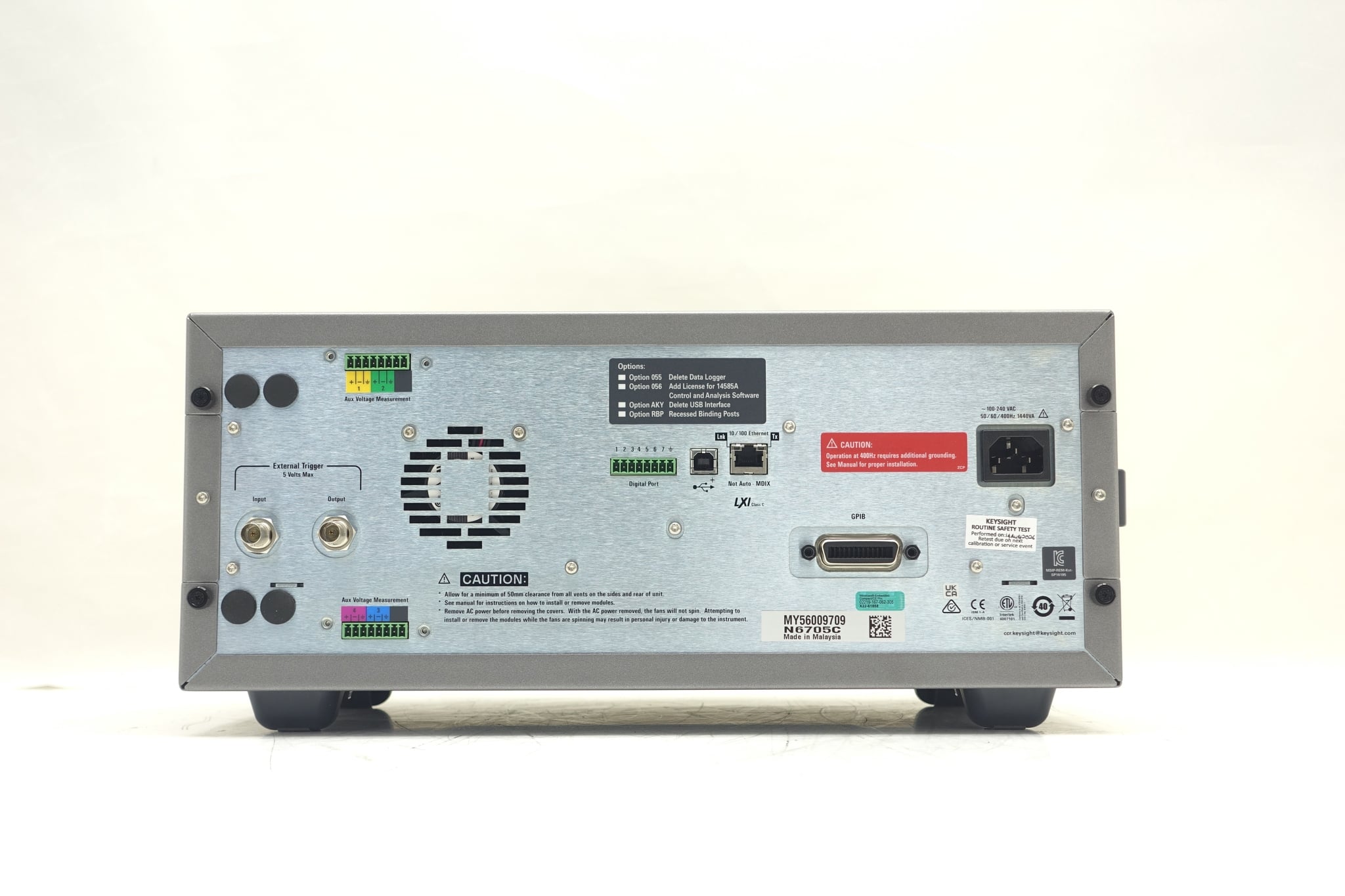 DC Power Analyzer Mainframe / Modular / 600W / 4 Slots Keysight Used N6705C - Actual Instrument - Image 2
