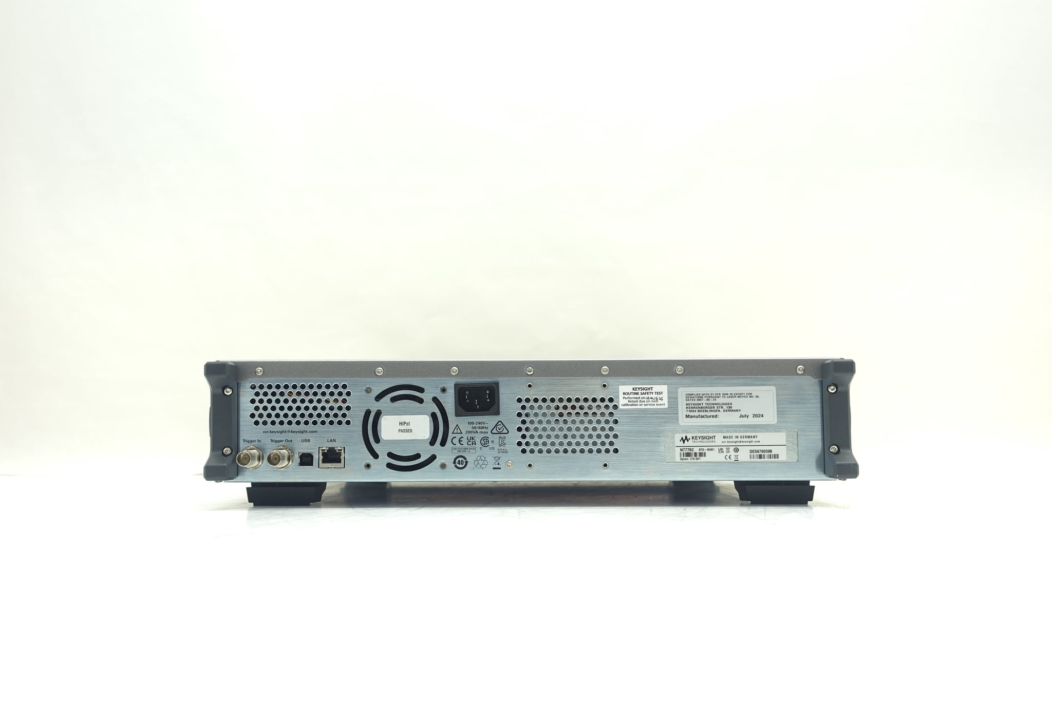 Tunable Laser Source / High Power and Lowest SSE / Top Line Keysight Used N7776C - Actual Instrument - Image 4
